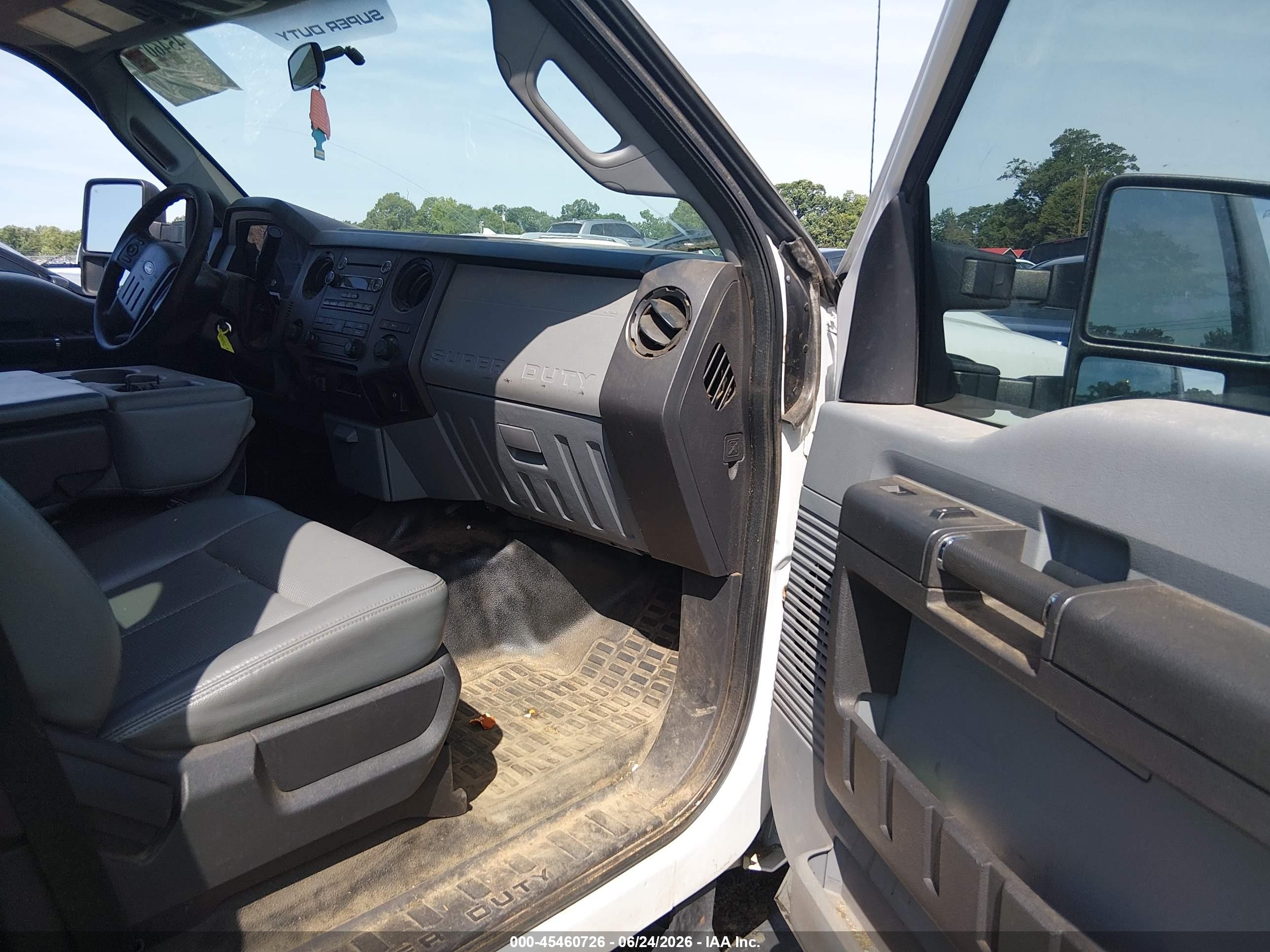 2015 Ford F-250 Xl Белый vin: 1FT7W2B6XFEA14235