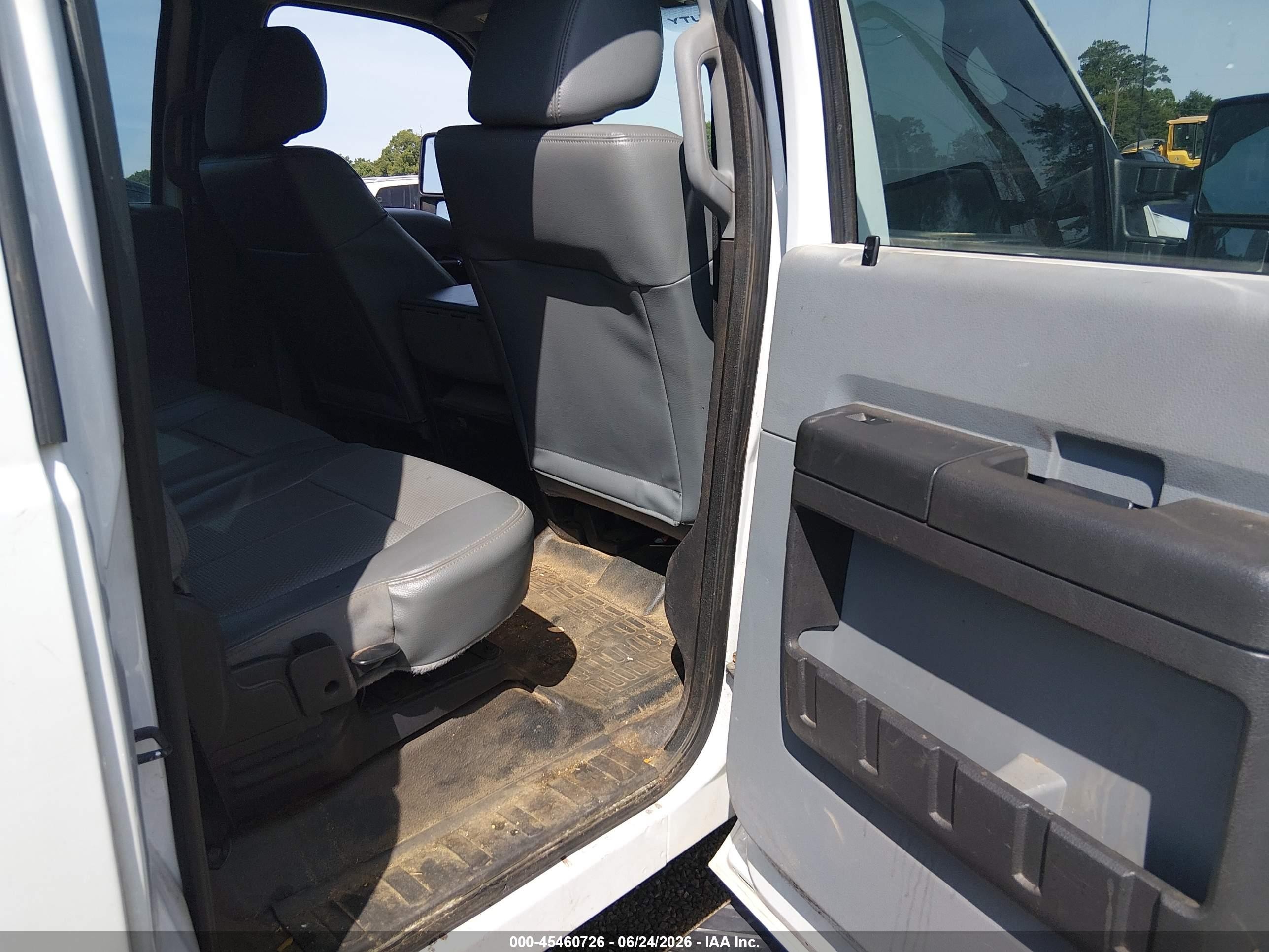 2015 Ford F-250 Xl Белый vin: 1FT7W2B6XFEA14235