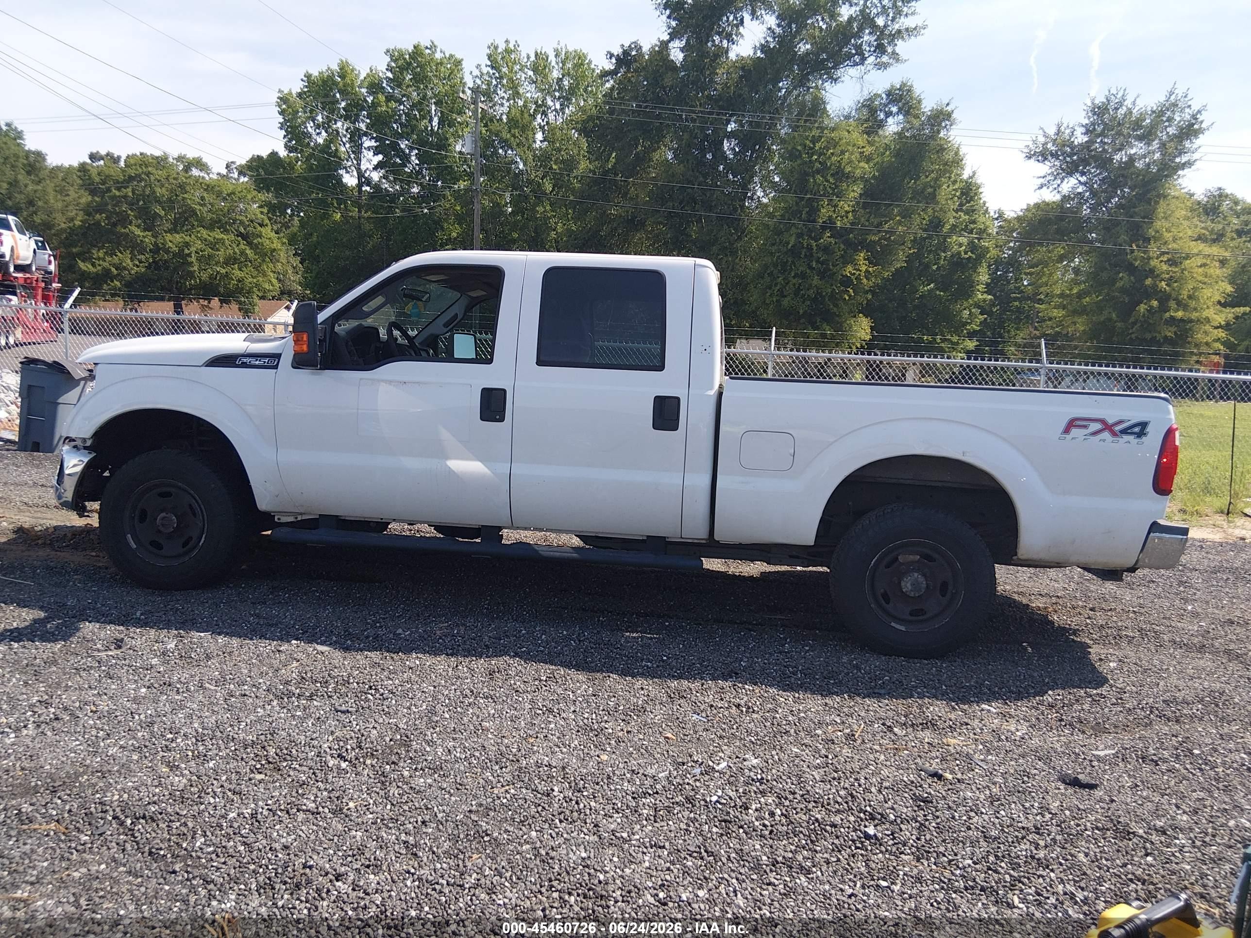 2015 Ford F-250 Xl Белый vin: 1FT7W2B6XFEA14235