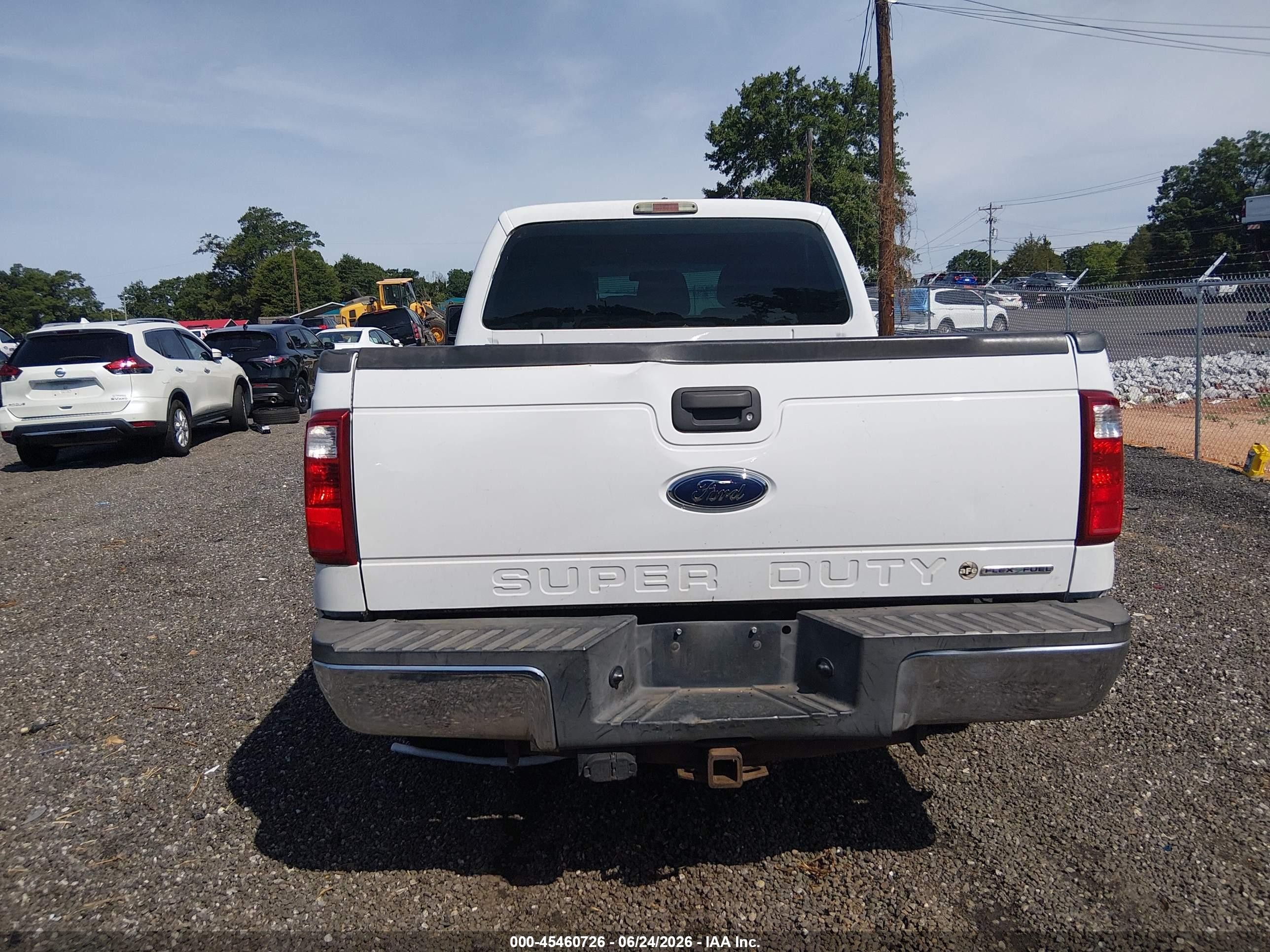 2015 Ford F-250 Xl Белый vin: 1FT7W2B6XFEA14235