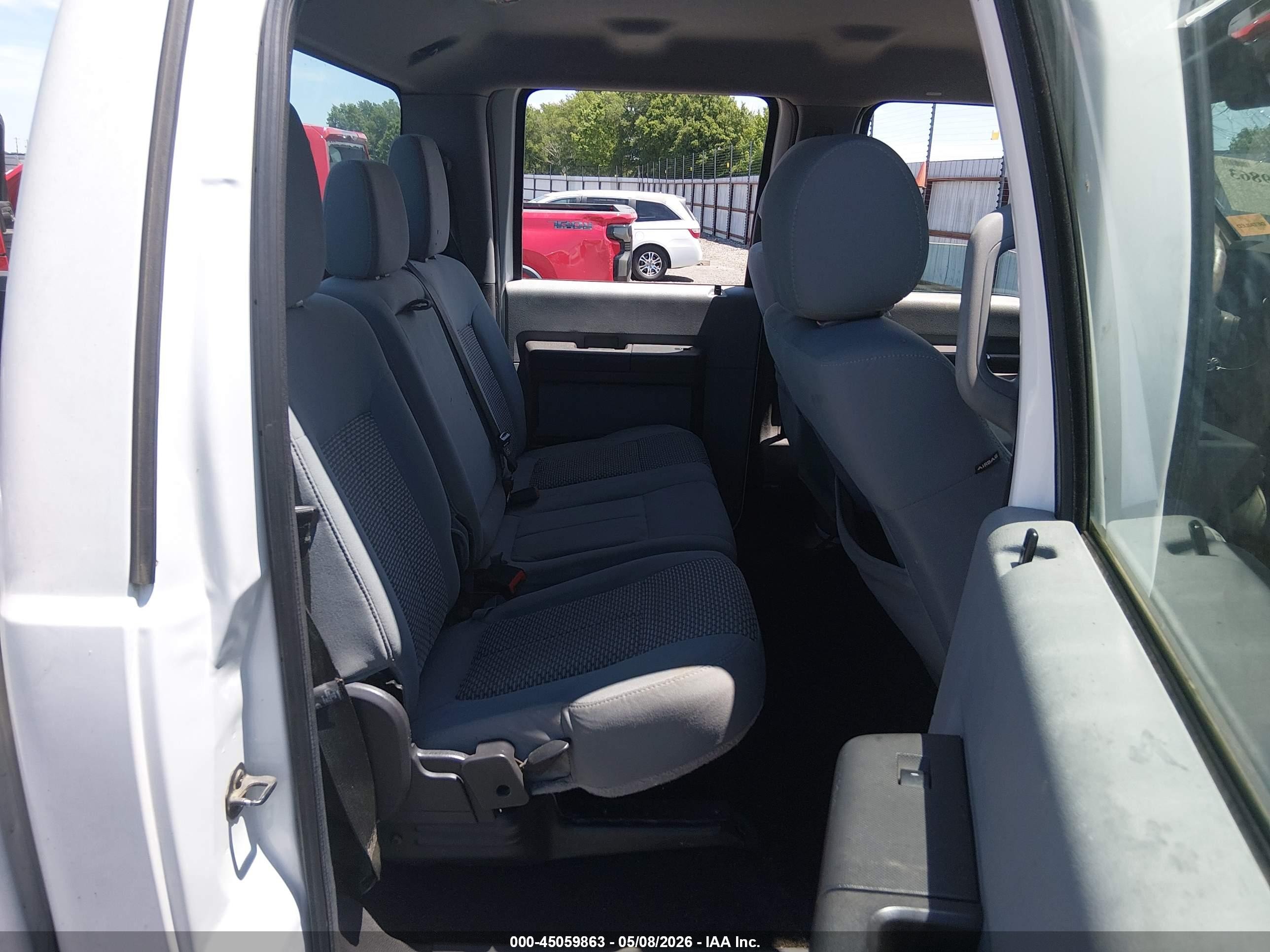 2015 Ford F-250 Xl Белый vin: 1FT7W2B6XFEC76238