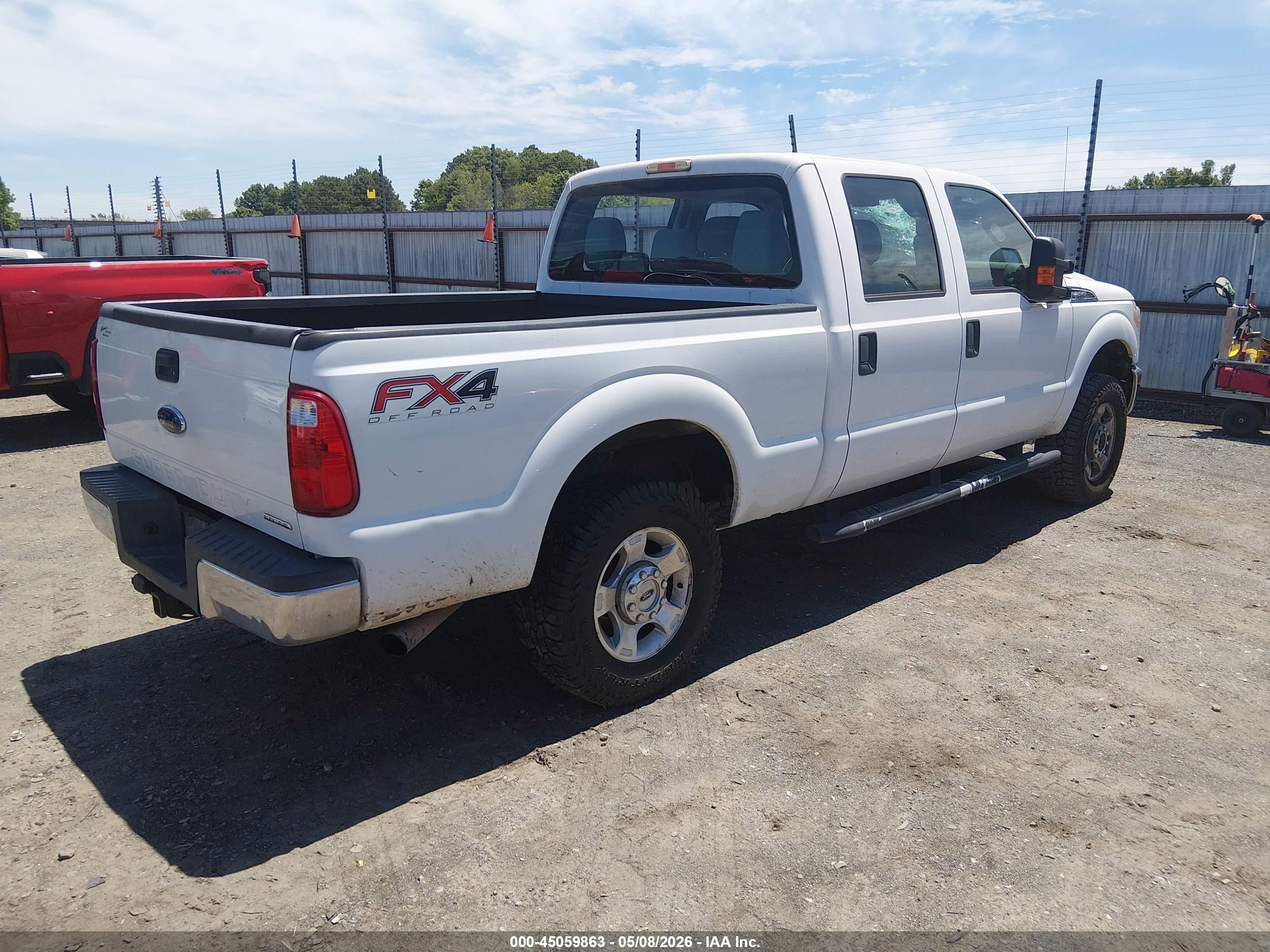 2015 Ford F-250 Xl Белый vin: 1FT7W2B6XFEC76238