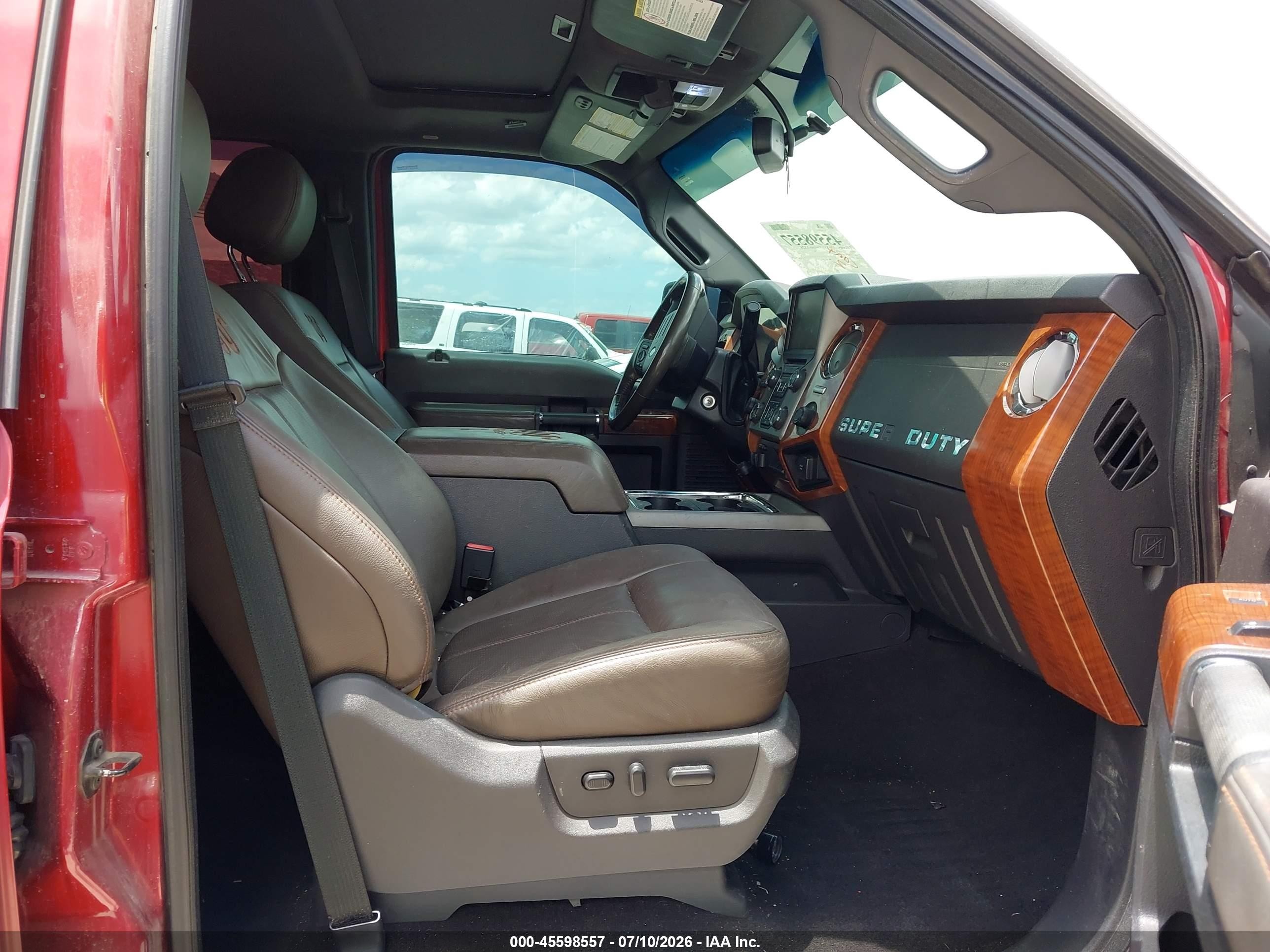 2015 Ford F-250 Lariat Maroon vin: 1FT7W2B6XFED27785