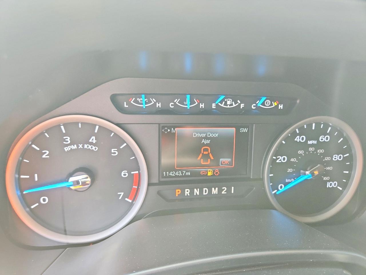2017 Ford F250 Super Duty White vin: 1FT7W2B6XHEE31938
