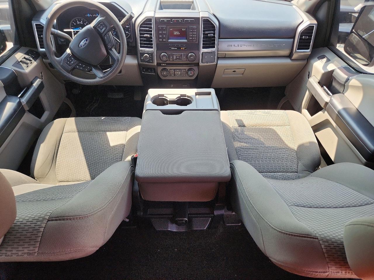 2017 Ford F250 Super Duty White vin: 1FT7W2B6XHEE31938