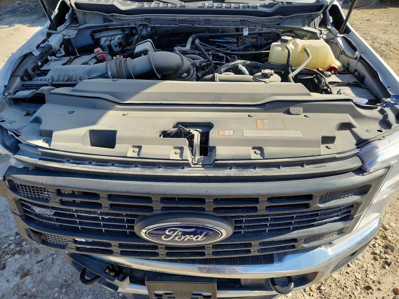 2025 Ford F250 Super Duty White vin: 1FT7W2BA5SEC69938