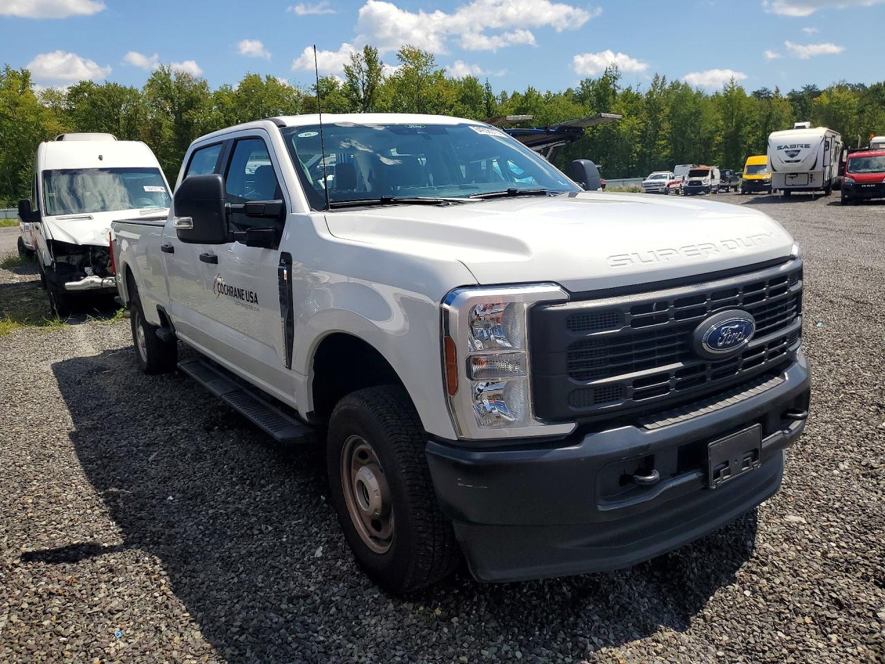 2026 Ford F250 Super Duty White vin: 1FT7W2BA5TED54361