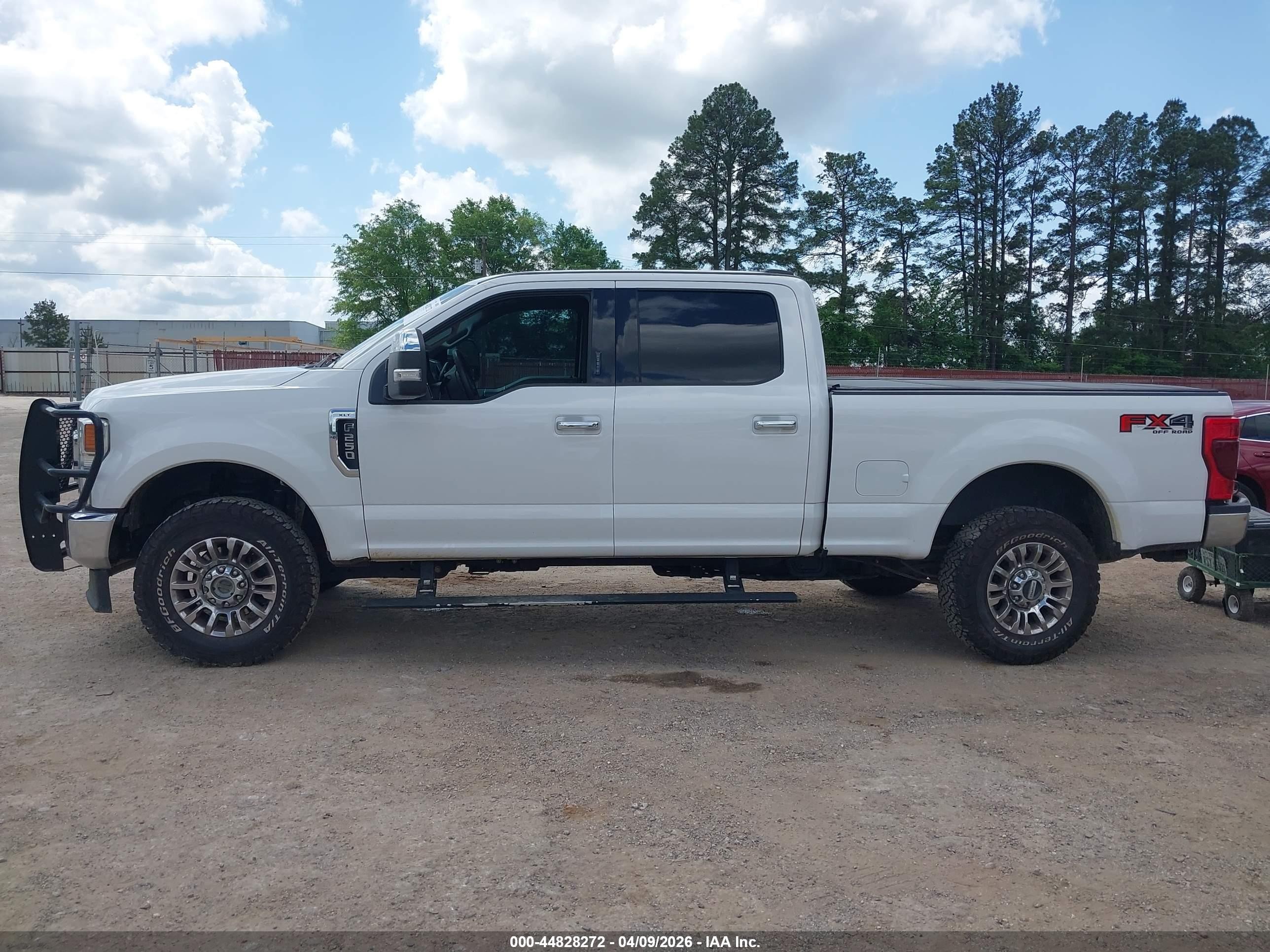 2020 Ford F-250 Xlt White vin: 1FT7W2BN4LEE92895