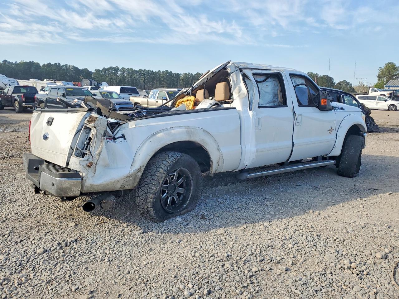 2011 Ford F250 Super Duty Белый vin: 1FT7W2BT0BEA84407