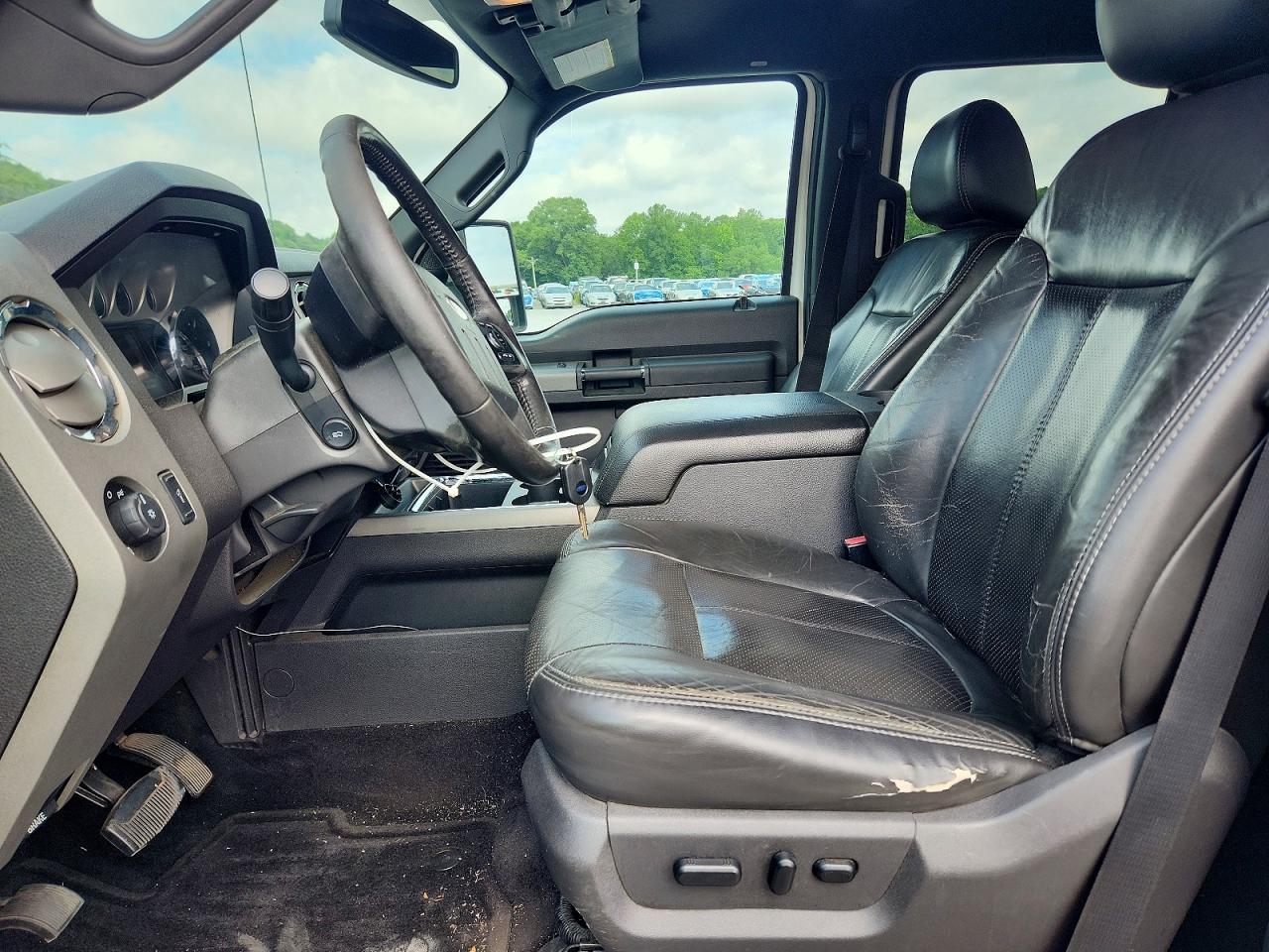 2011 Ford F250 Super Duty Белый vin: 1FT7W2BT0BEC50103