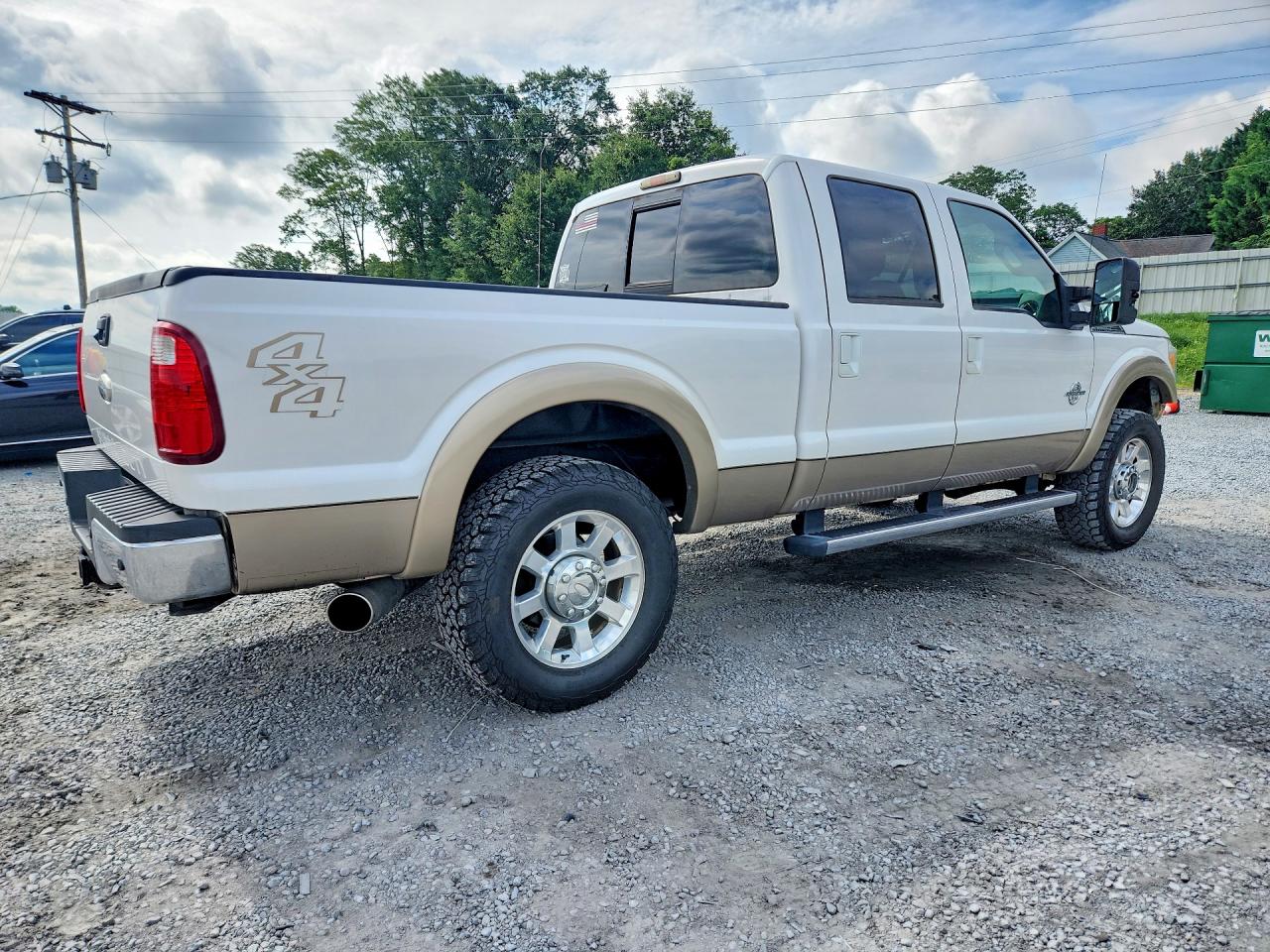 2011 Ford F250 Super Duty Белый vin: 1FT7W2BT0BEC50103