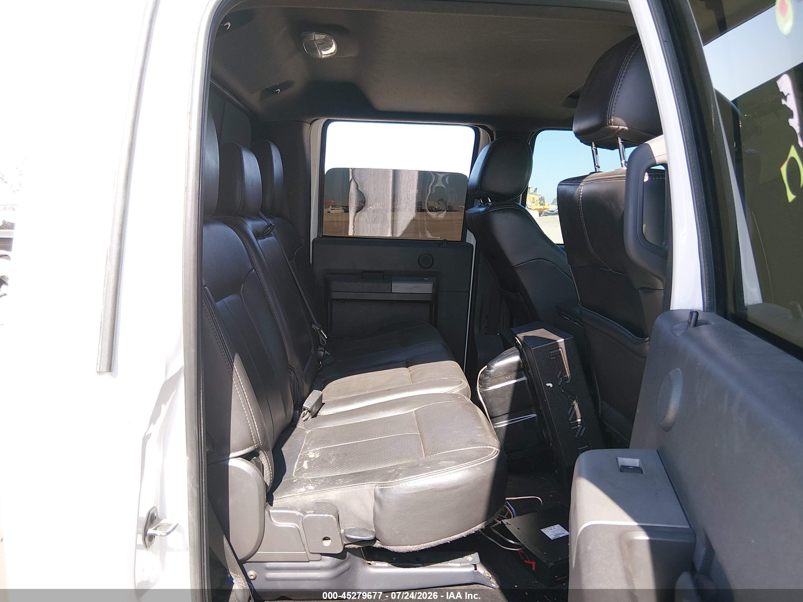 2012 Ford F-250 Lariat White vin: 1FT7W2BT0CEA18831