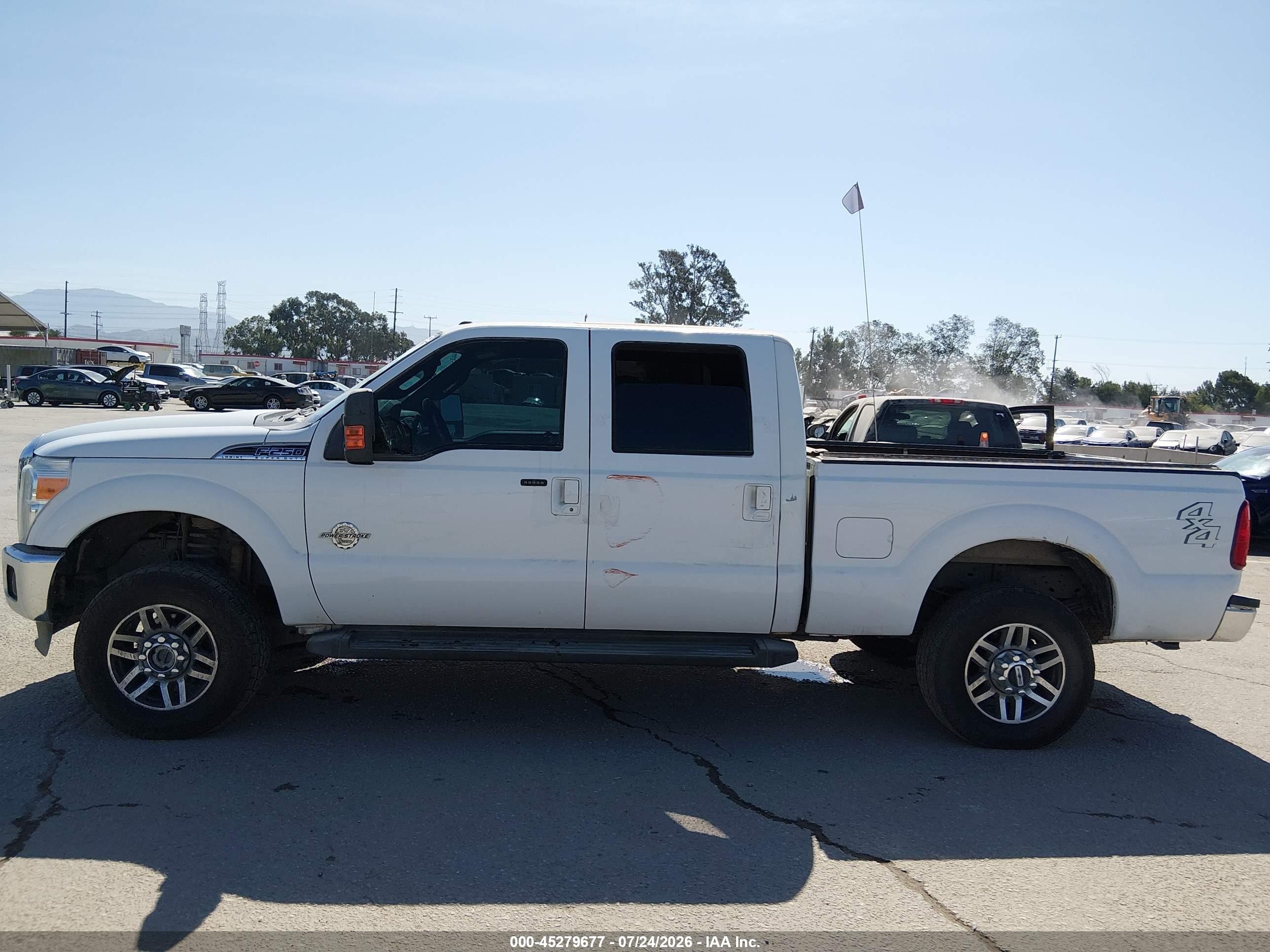 2012 Ford F-250 Lariat White vin: 1FT7W2BT0CEA18831