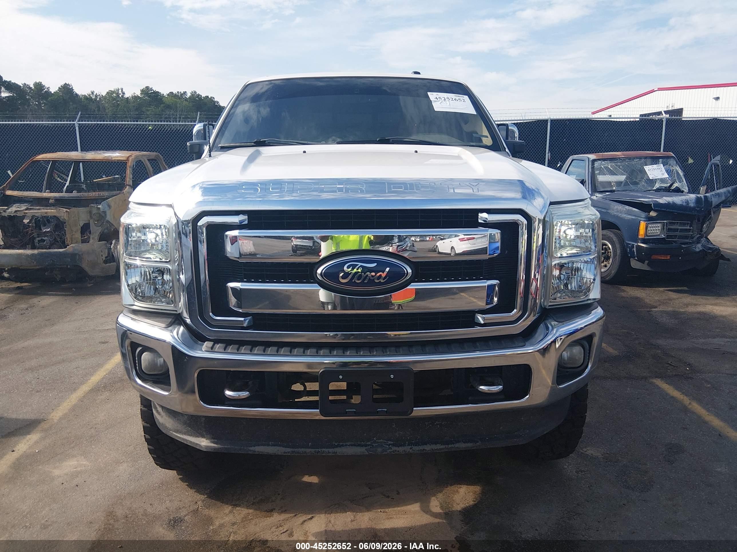 2012 Ford F-250 Lariat White vin: 1FT7W2BT0CEA36603
