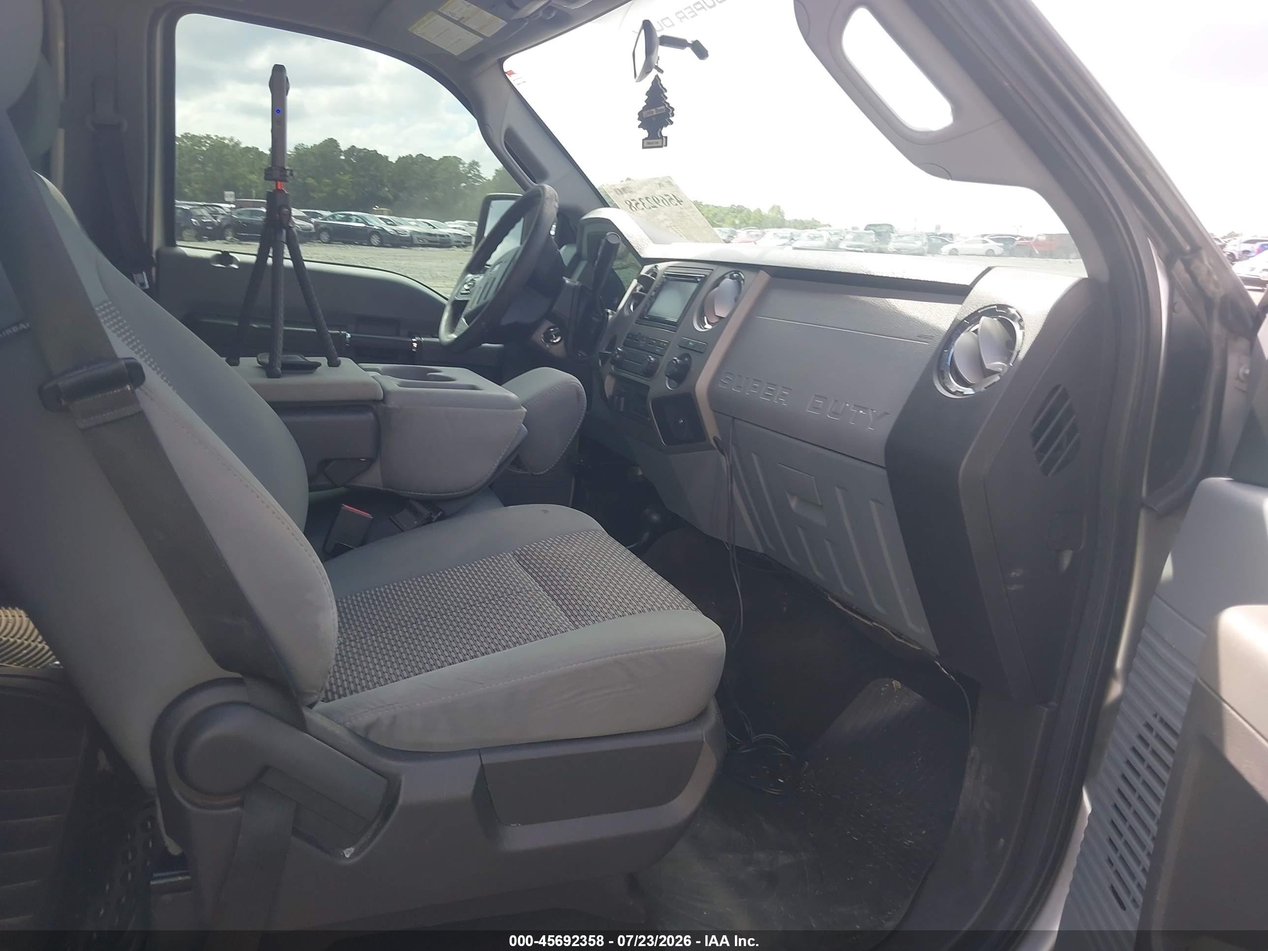 2012 Ford Super Duty F-250 Srw Xlt Silver vin: 1FT7W2BT0CED18725