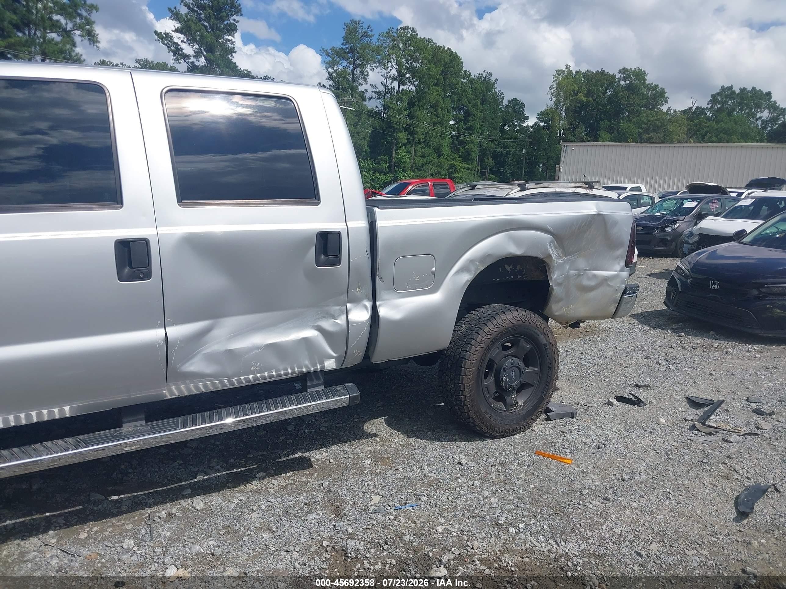 2012 Ford Super Duty F-250 Srw Xlt Silver vin: 1FT7W2BT0CED18725