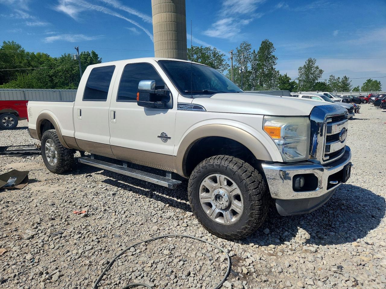 2013 Ford F250 Super Duty White vin: 1FT7W2BT0DEA67030