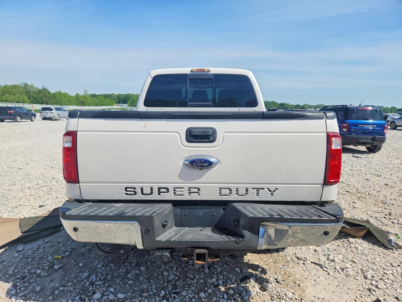 2013 Ford F250 Super Duty White vin: 1FT7W2BT0DEA67030