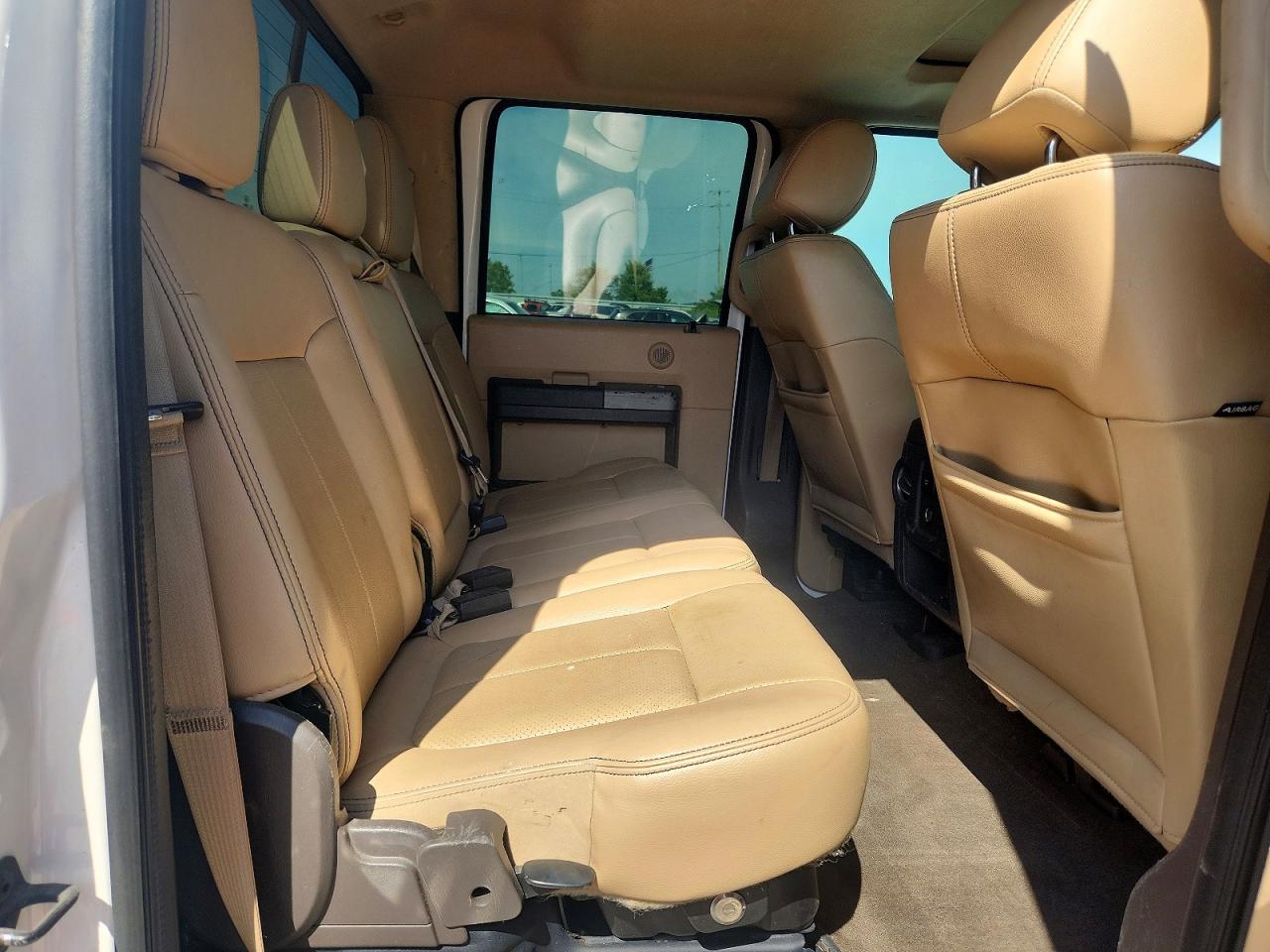 2013 Ford F250 Super Duty White vin: 1FT7W2BT0DEA67030