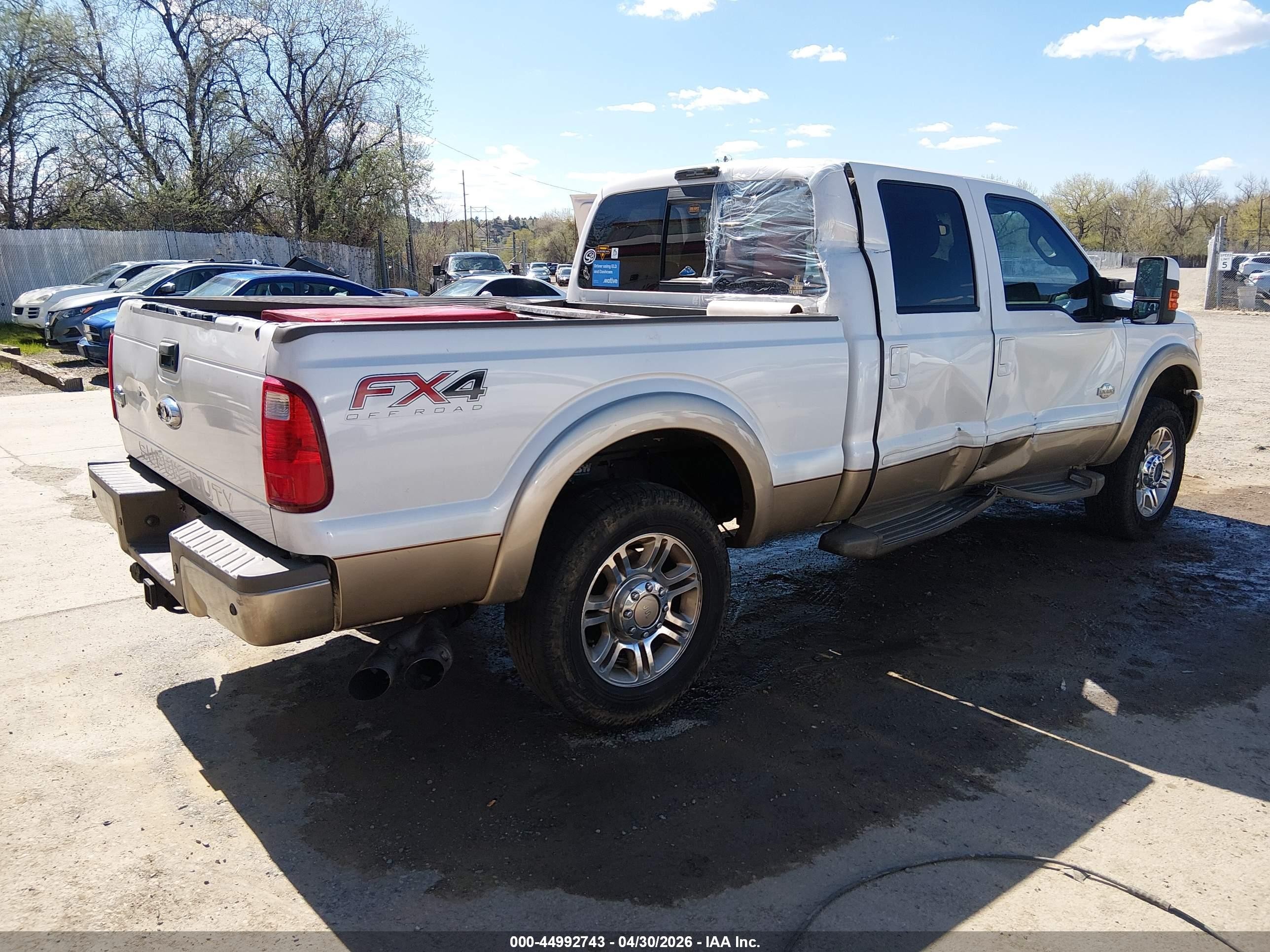 2014 Ford F-250 Lariat White vin: 1FT7W2BT0EEA33610