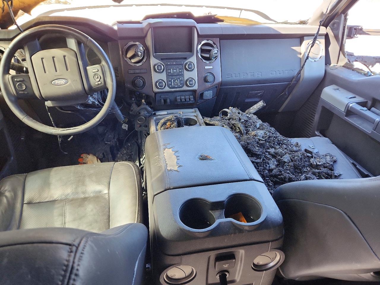 2015 Ford F250 Super Duty Белый vin: 1FT7W2BT0FED05834