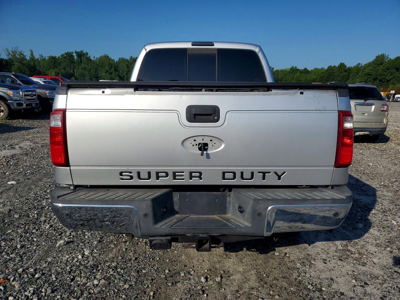 2015 Ford F250 Super Duty Silver vin: 1FT7W2BT0FED36551