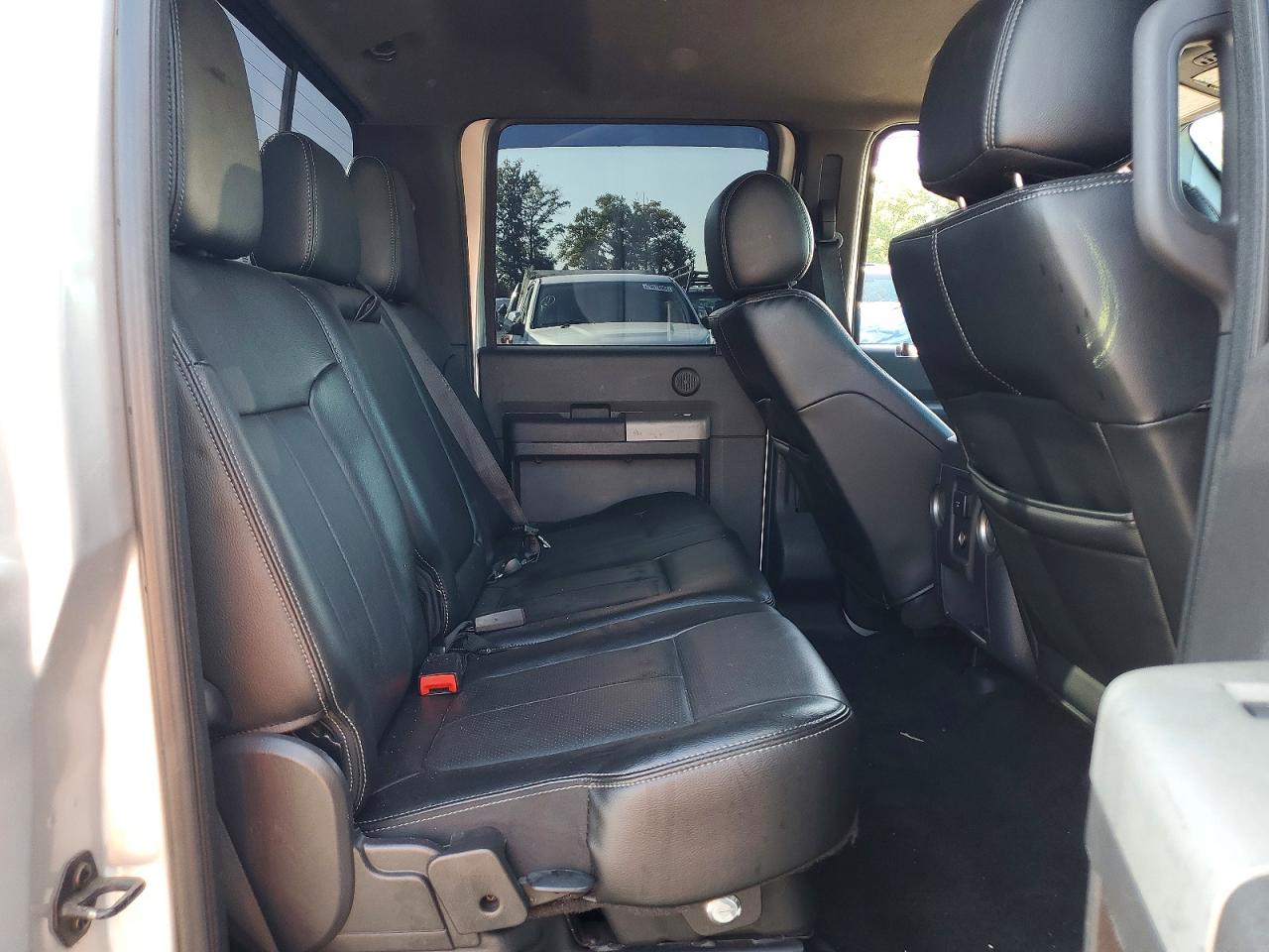 2015 Ford F250 Super Duty Silver vin: 1FT7W2BT0FED36551