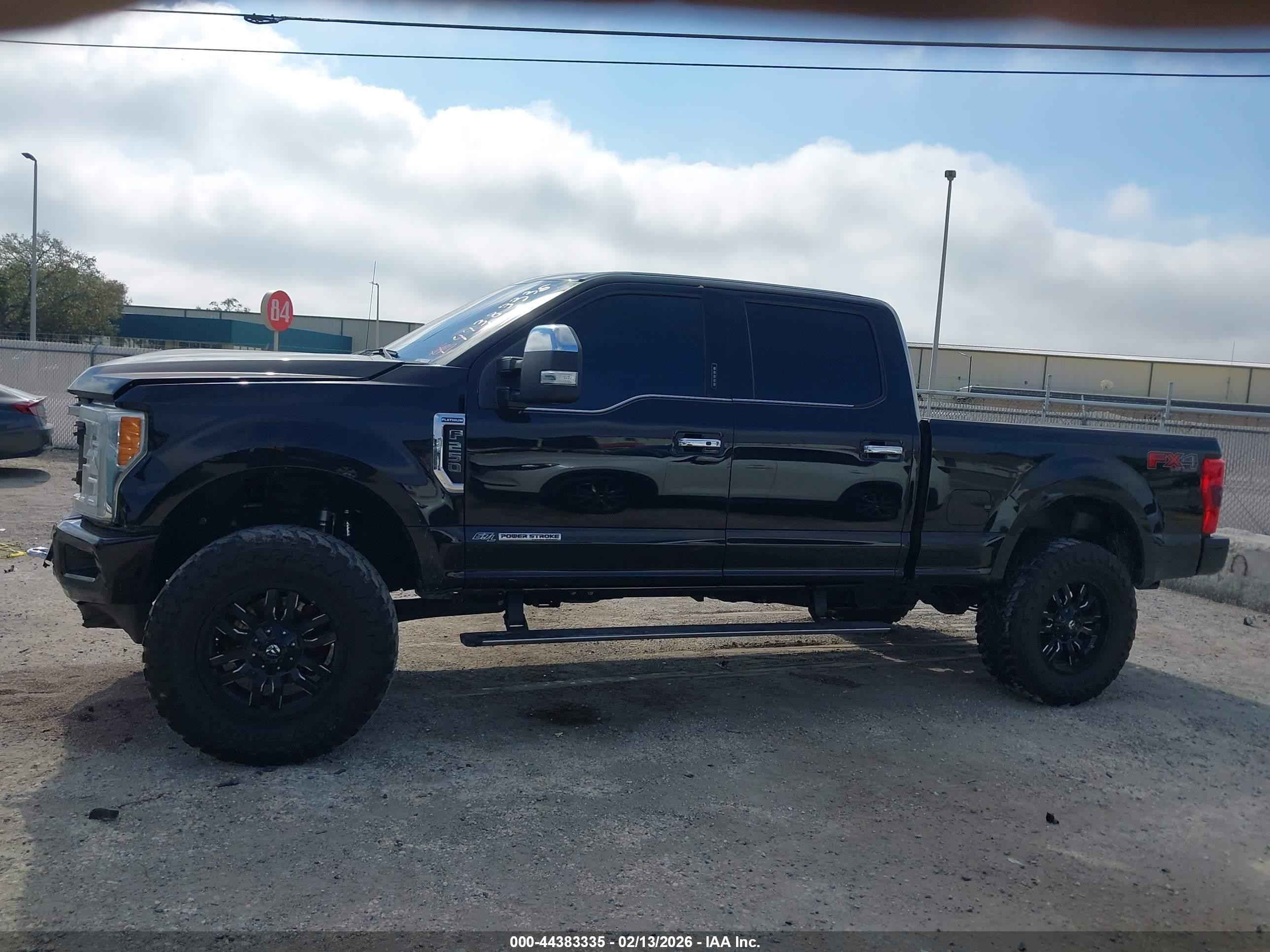 2017 Ford F-250 Platinum Black vin: 1FT7W2BT0HEB64606