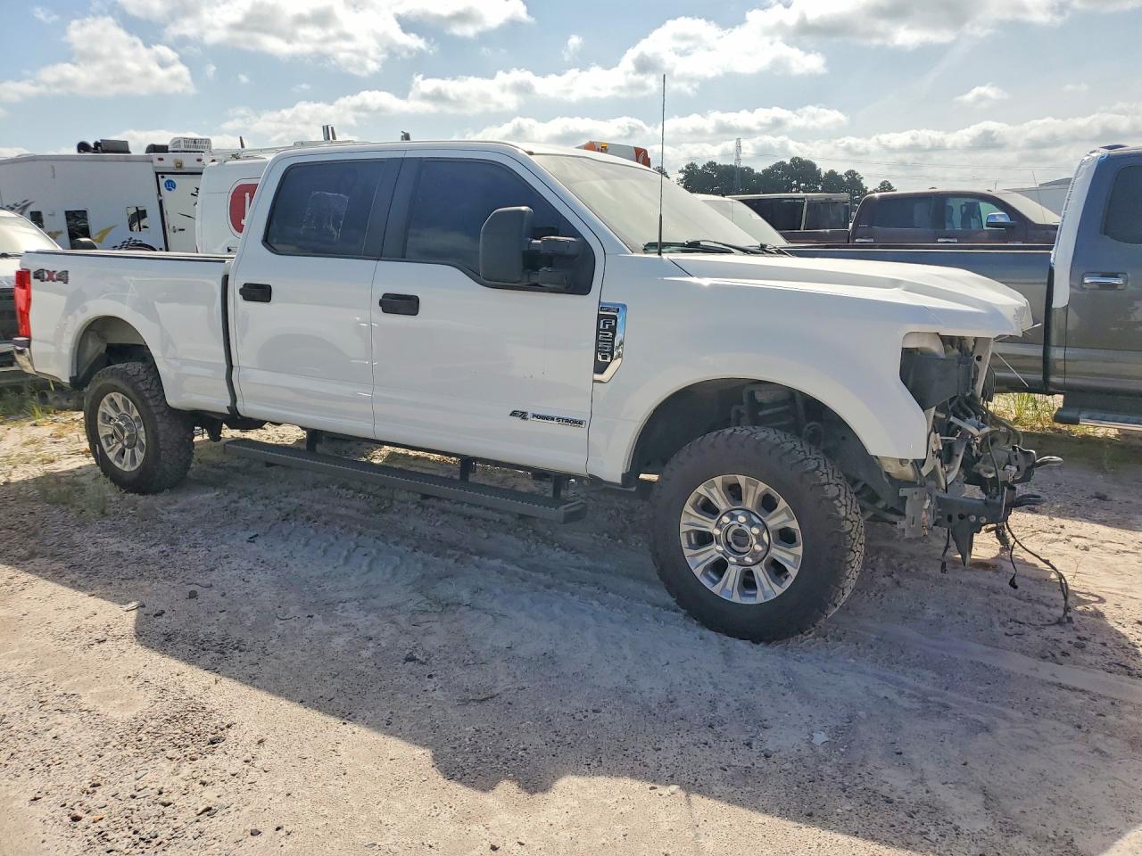 2022 Ford F250 Super Duty White vin: 1FT7W2BT0NEC86393