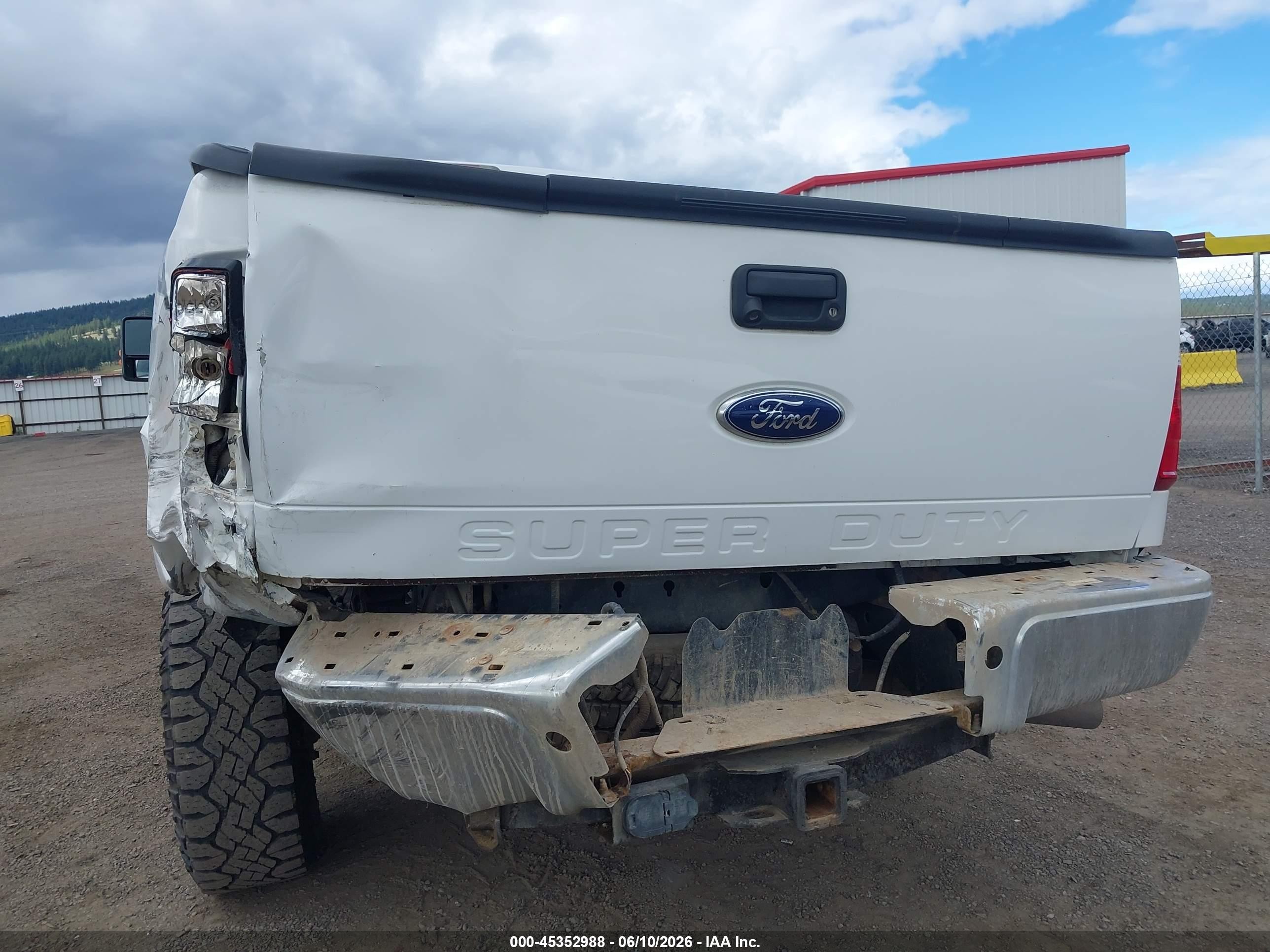 2011 Ford Super Duty F-250 Srw Xlt Белый vin: 1FT7W2BT1BEB54805