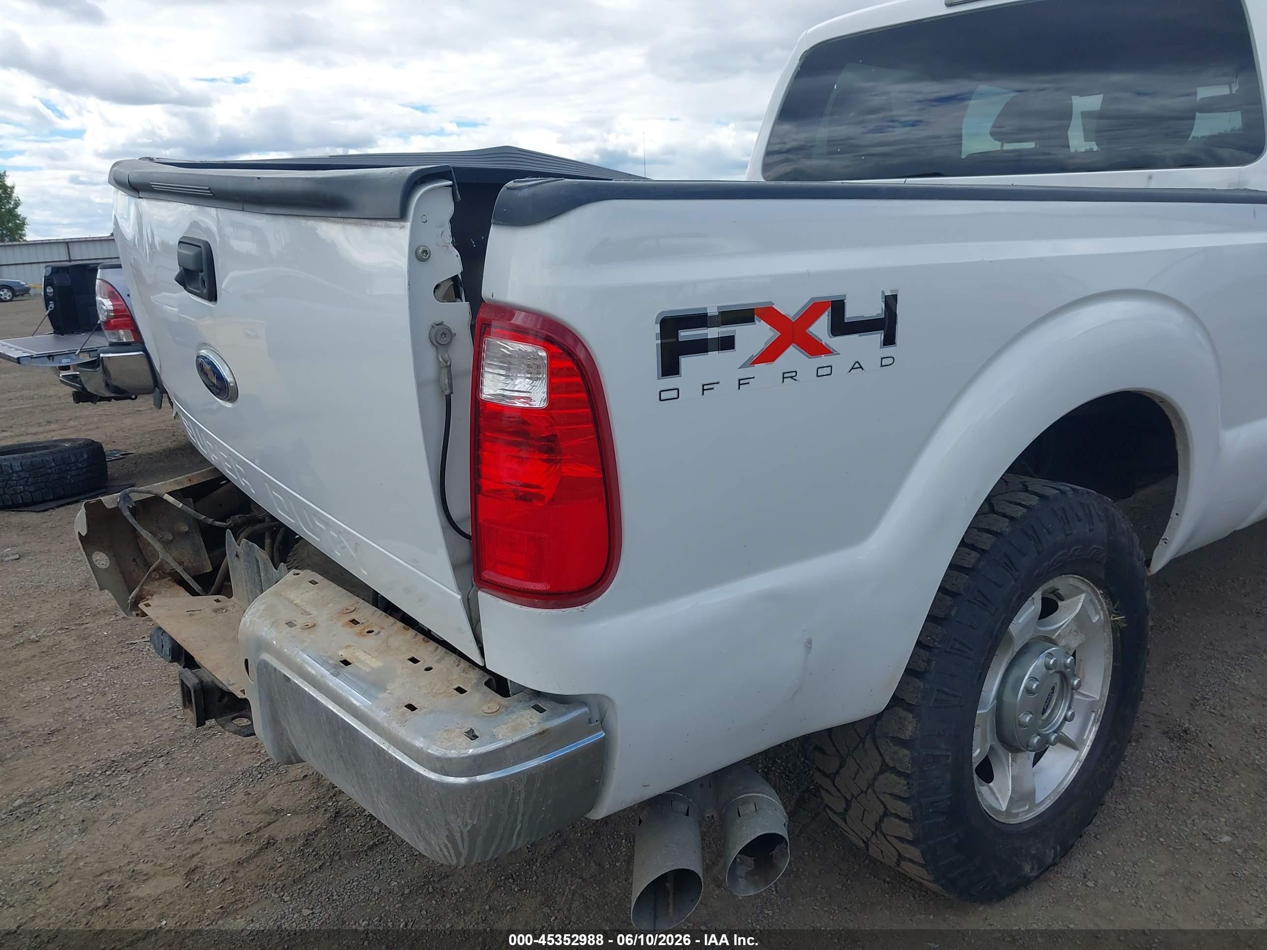 2011 Ford Super Duty F-250 Srw Xlt Белый vin: 1FT7W2BT1BEB54805