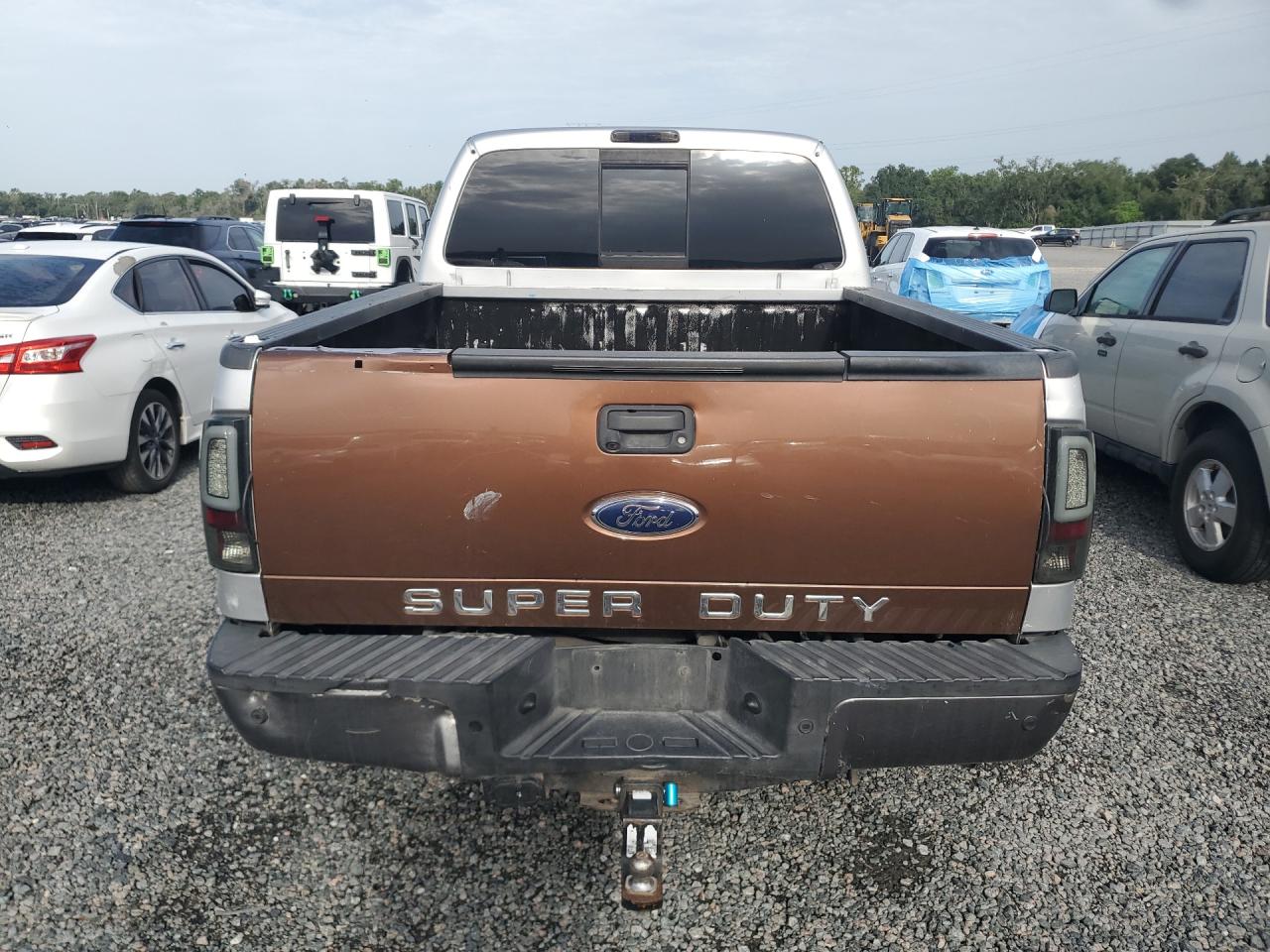 2011 Ford F250 Super Duty Silver vin: 1FT7W2BT1BEC38929