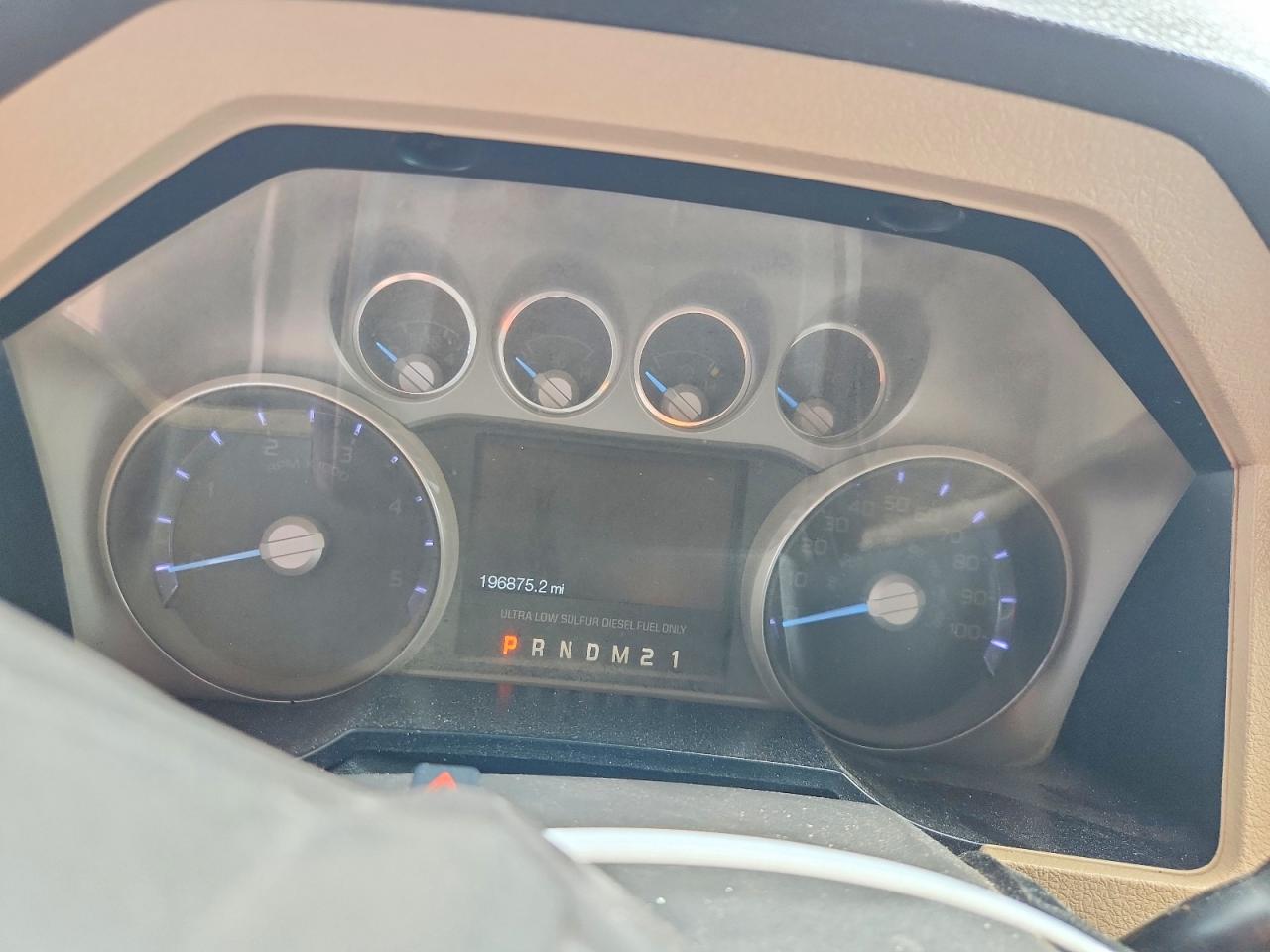 2011 Ford F250 Super Duty White vin: 1FT7W2BT1BEC57643