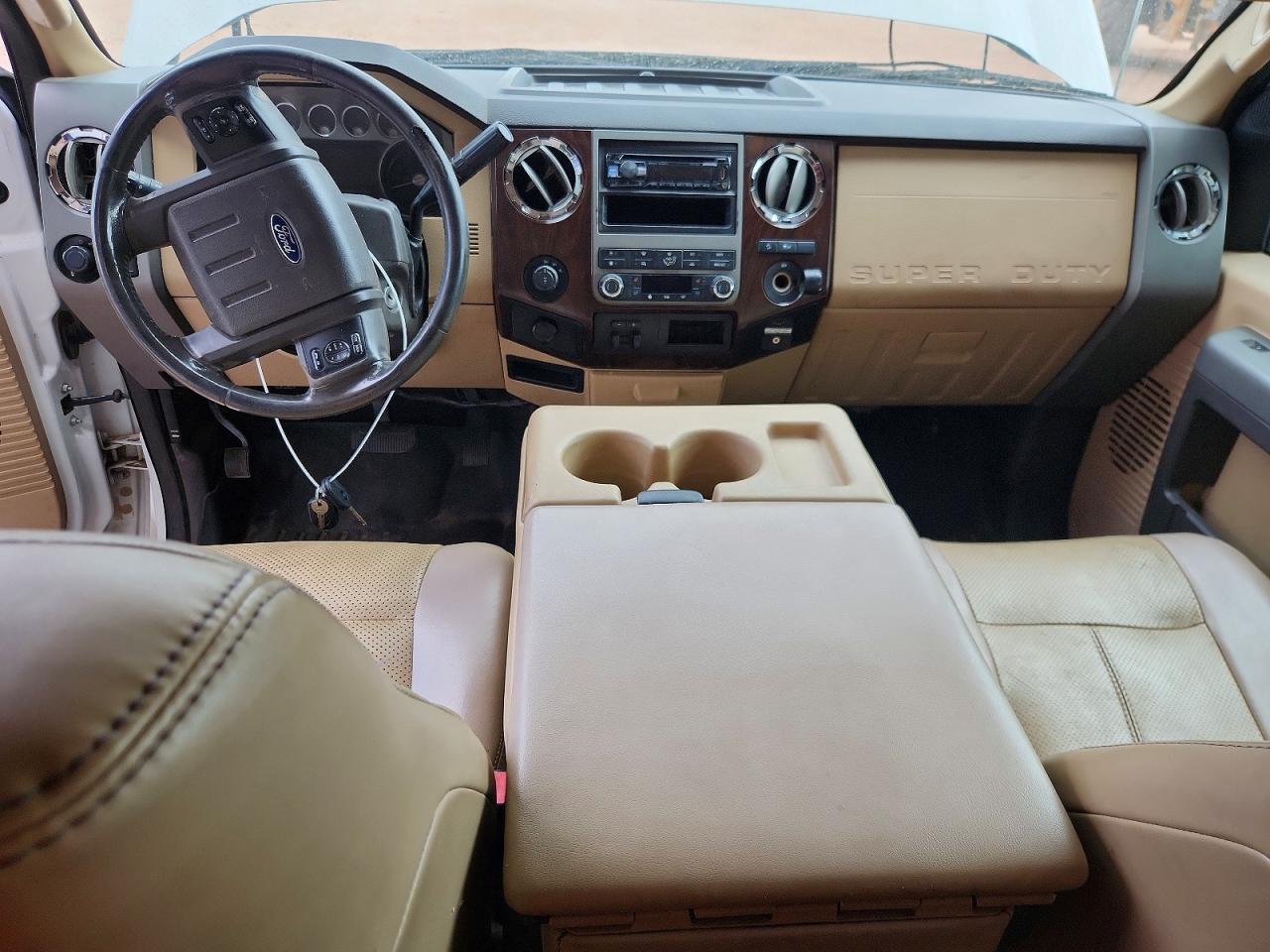 2011 Ford F250 Super Duty White vin: 1FT7W2BT1BEC57643