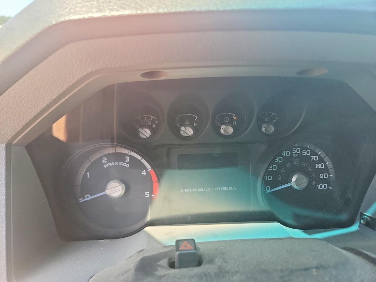 2012 Ford F250 Super Duty White vin: 1FT7W2BT1CEA71201