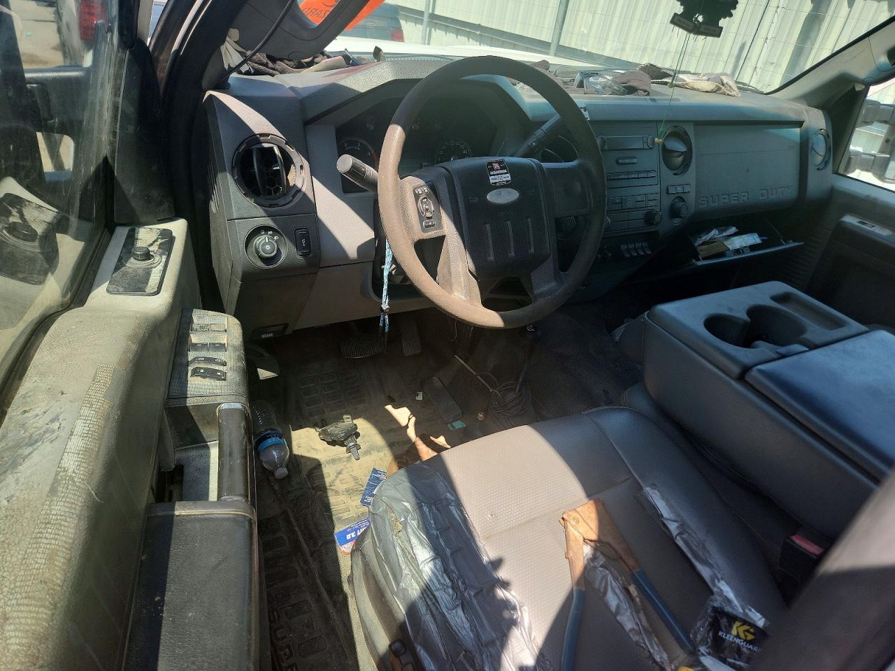 2012 Ford F250 Super Duty White vin: 1FT7W2BT1CEA71201