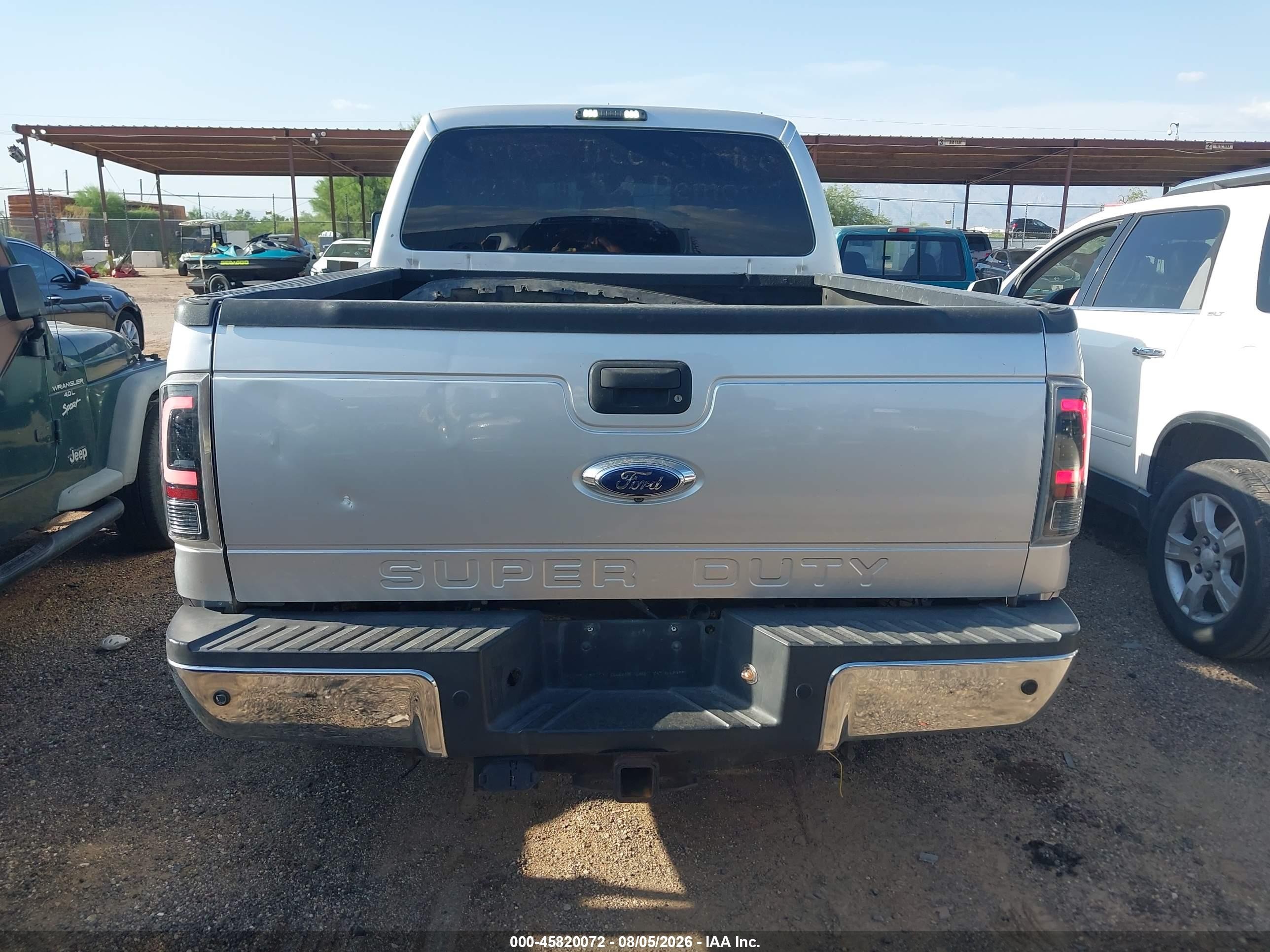 2013 Ford F-250 Xlt Silver vin: 1FT7W2BT1DEA89666