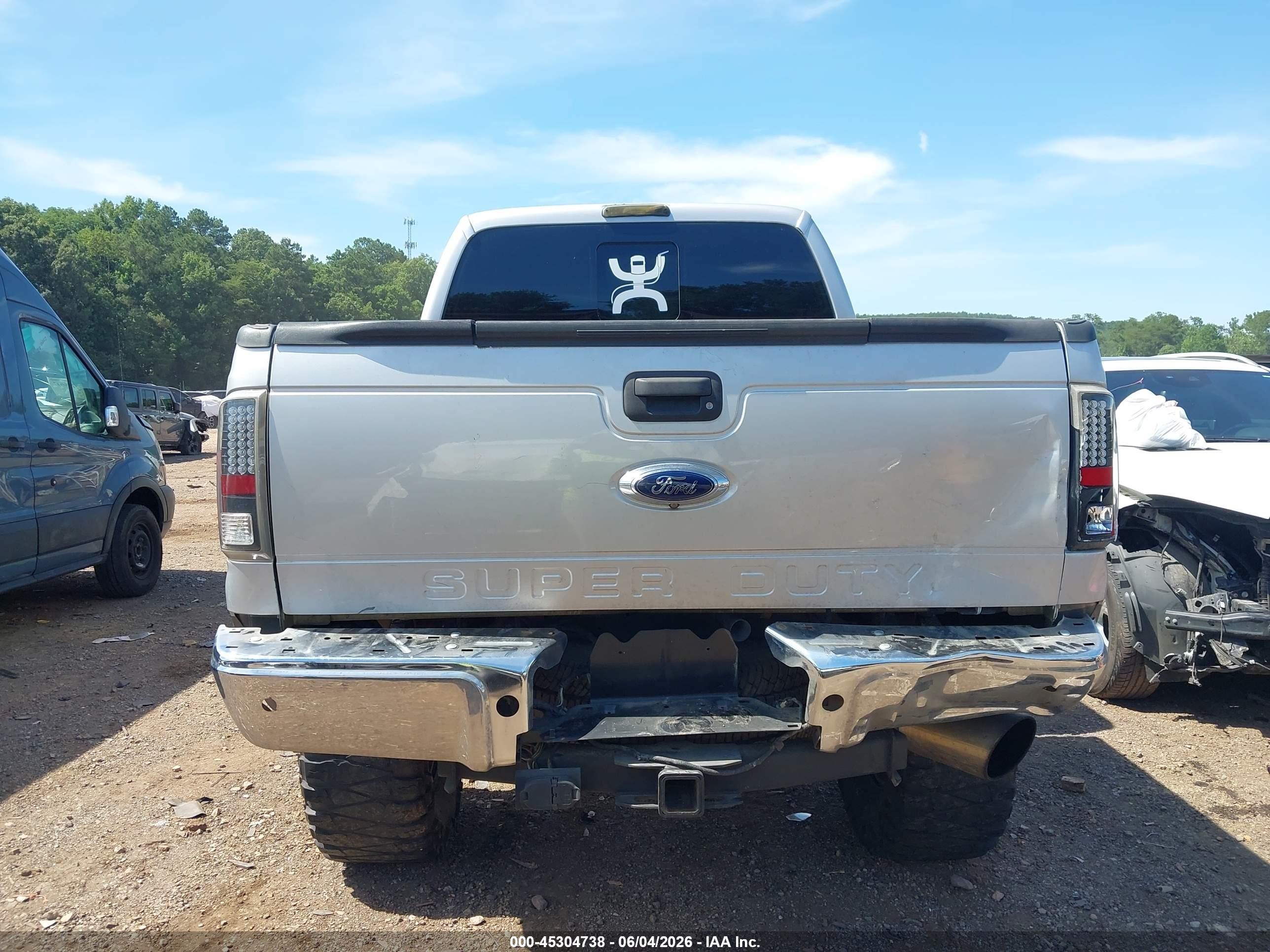 2014 Ford F-250 Lariat Silver vin: 1FT7W2BT1EEA01863