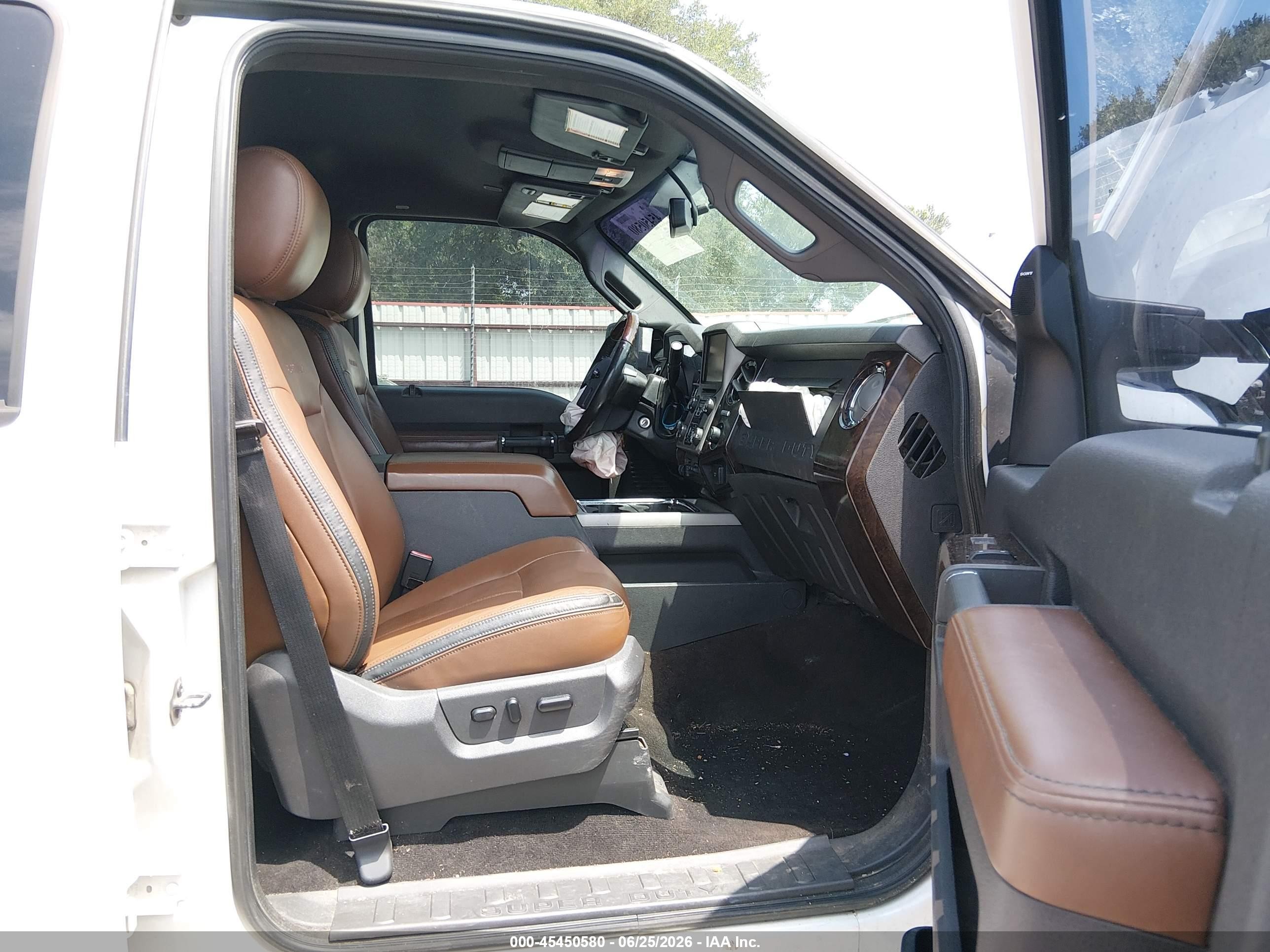 2014 Ford F-250 Lariat/xl/xlt White vin: 1FT7W2BT1EEA96814
