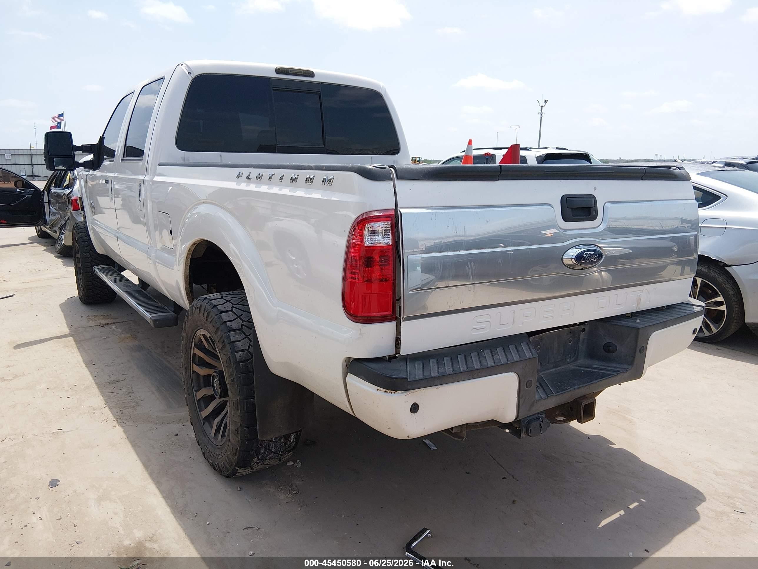 2014 Ford F-250 Lariat/xl/xlt White vin: 1FT7W2BT1EEA96814