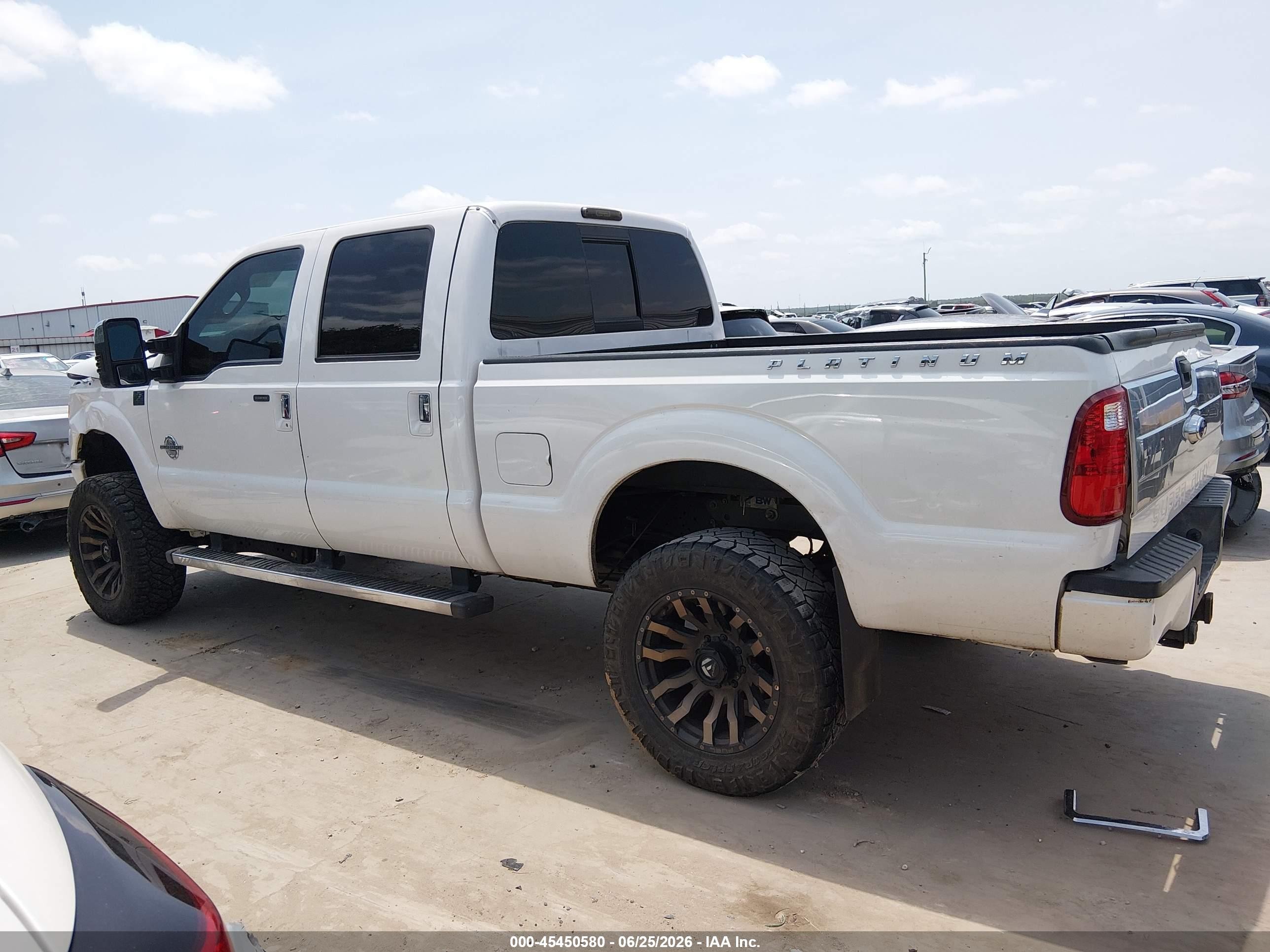 2014 Ford F-250 Lariat/xl/xlt White vin: 1FT7W2BT1EEA96814