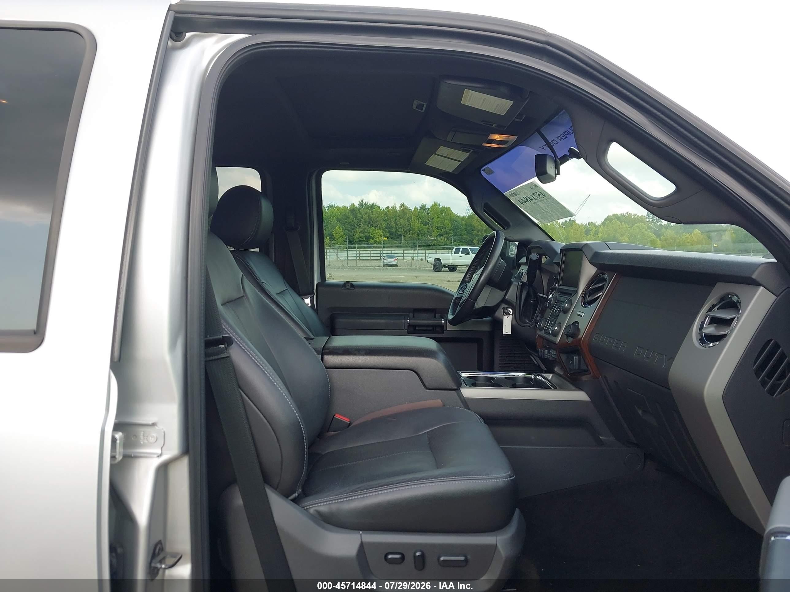 2015 Ford F-250 Lariat Серебряный vin: 1FT7W2BT1FEA67539