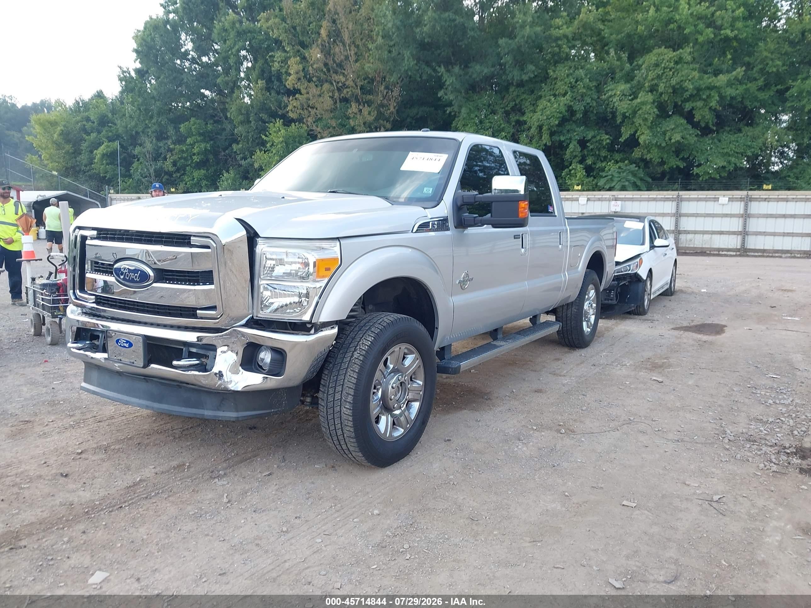 2015 Ford F-250 Lariat Серебряный vin: 1FT7W2BT1FEA67539