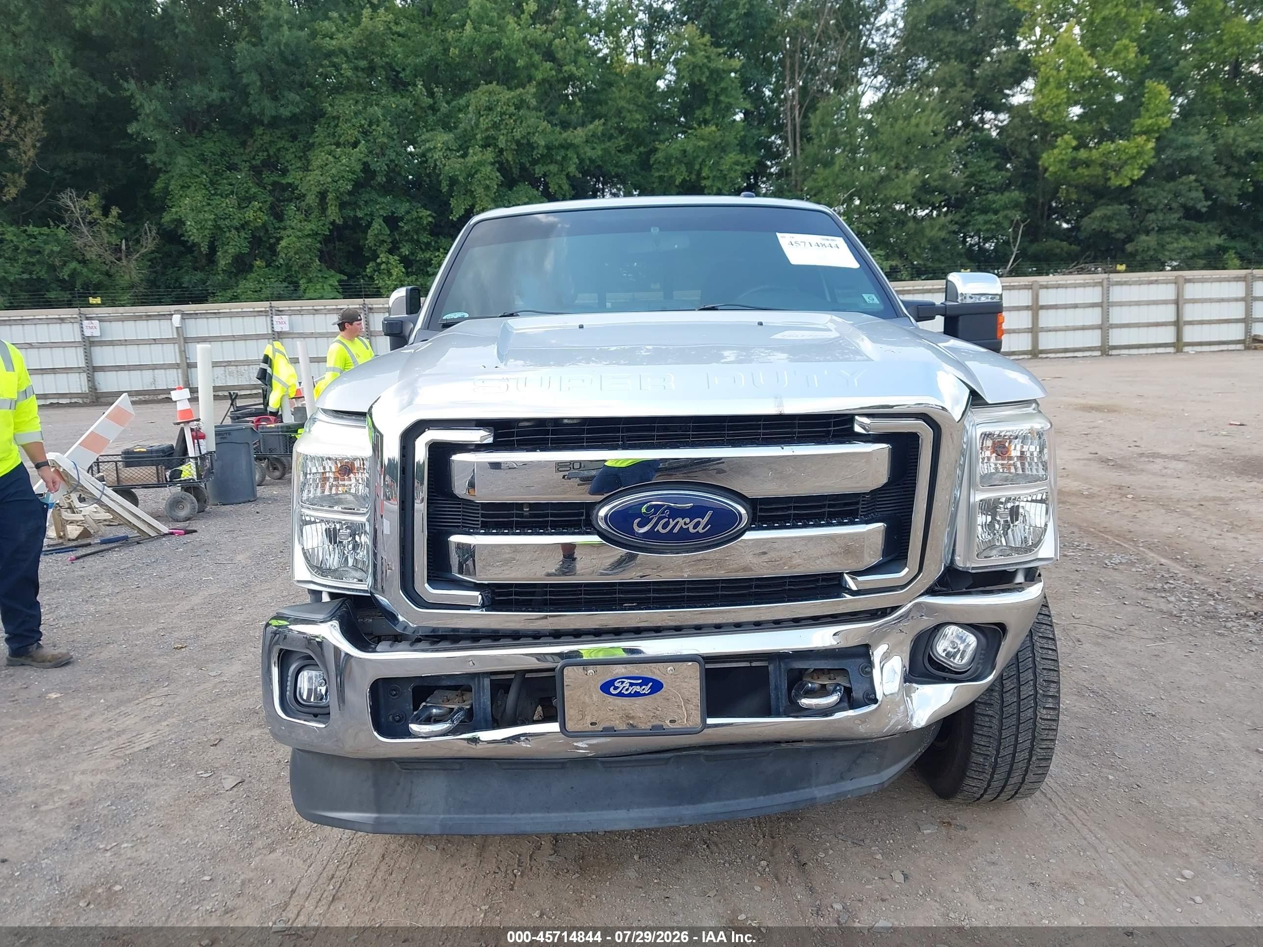 2015 Ford F-250 Lariat Серебряный vin: 1FT7W2BT1FEA67539
