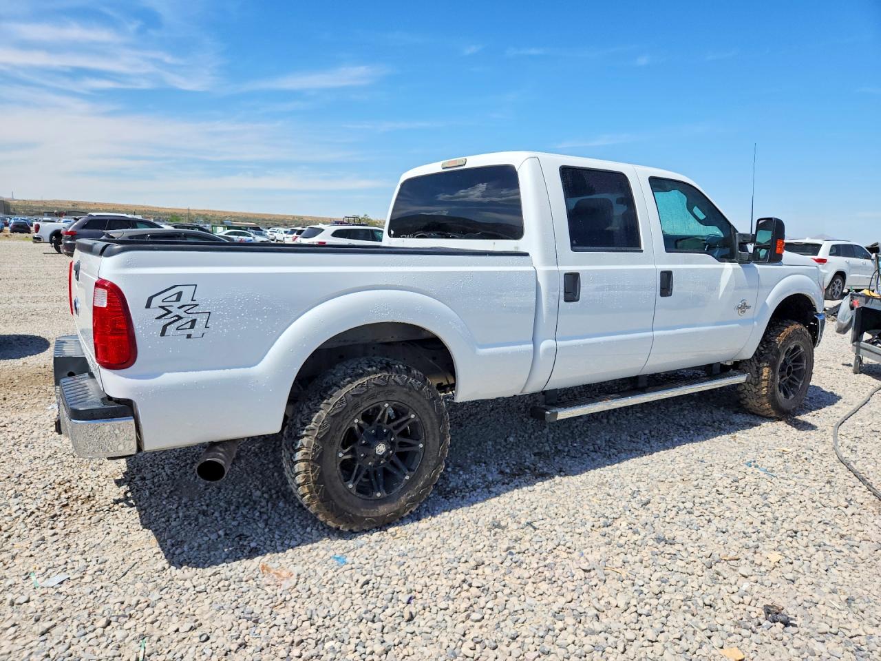 2015 Ford F250 Super Duty Белый vin: 1FT7W2BT1FEA82610