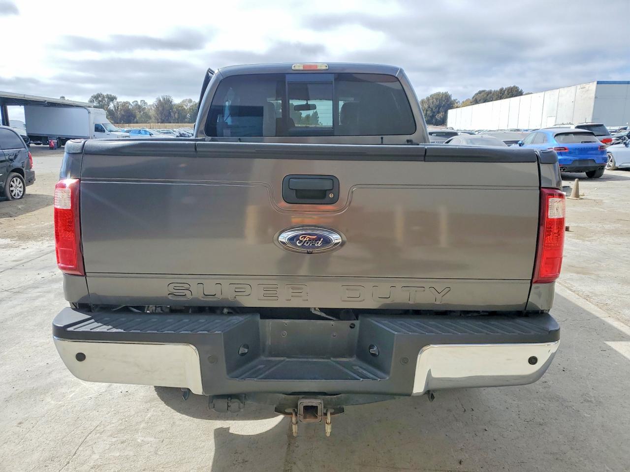 2015 Ford F250 Super Duty Gray vin: 1FT7W2BT1FEB80035