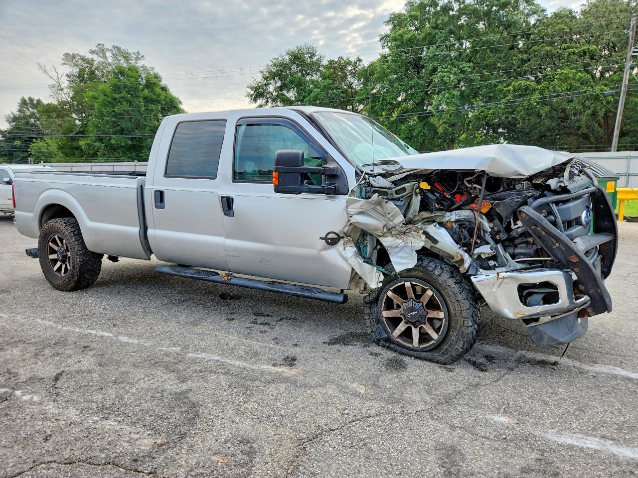 2015 Ford F250 Super Duty Silver vin: 1FT7W2BT1FEB93836