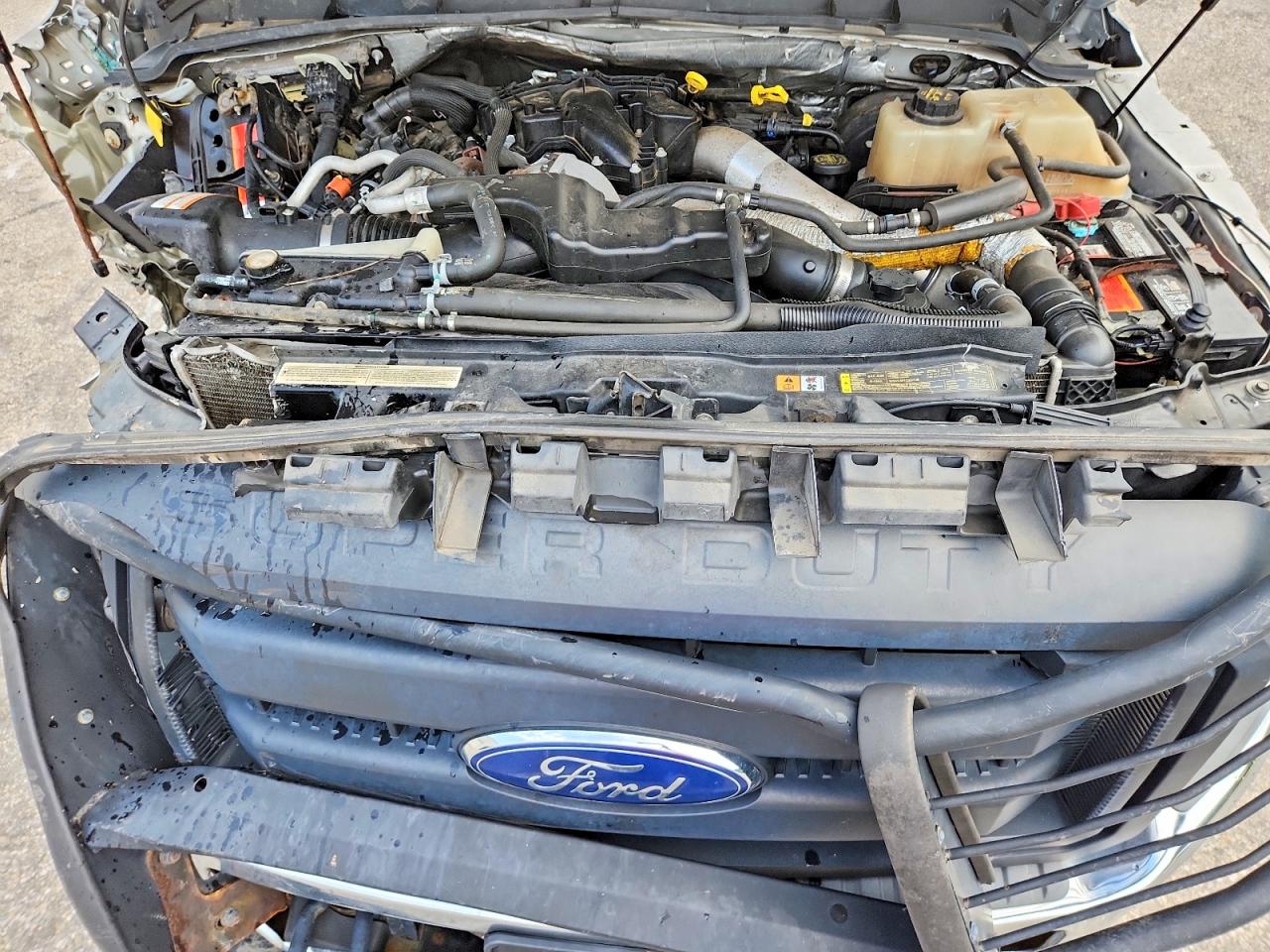 2015 Ford F250 Super Duty Silver vin: 1FT7W2BT1FEB93836