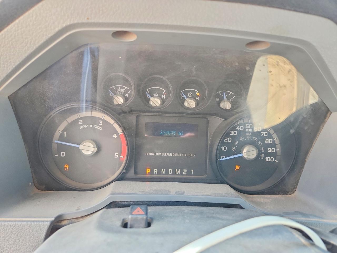 2015 Ford F250 Super Duty White vin: 1FT7W2BT1FEC54943