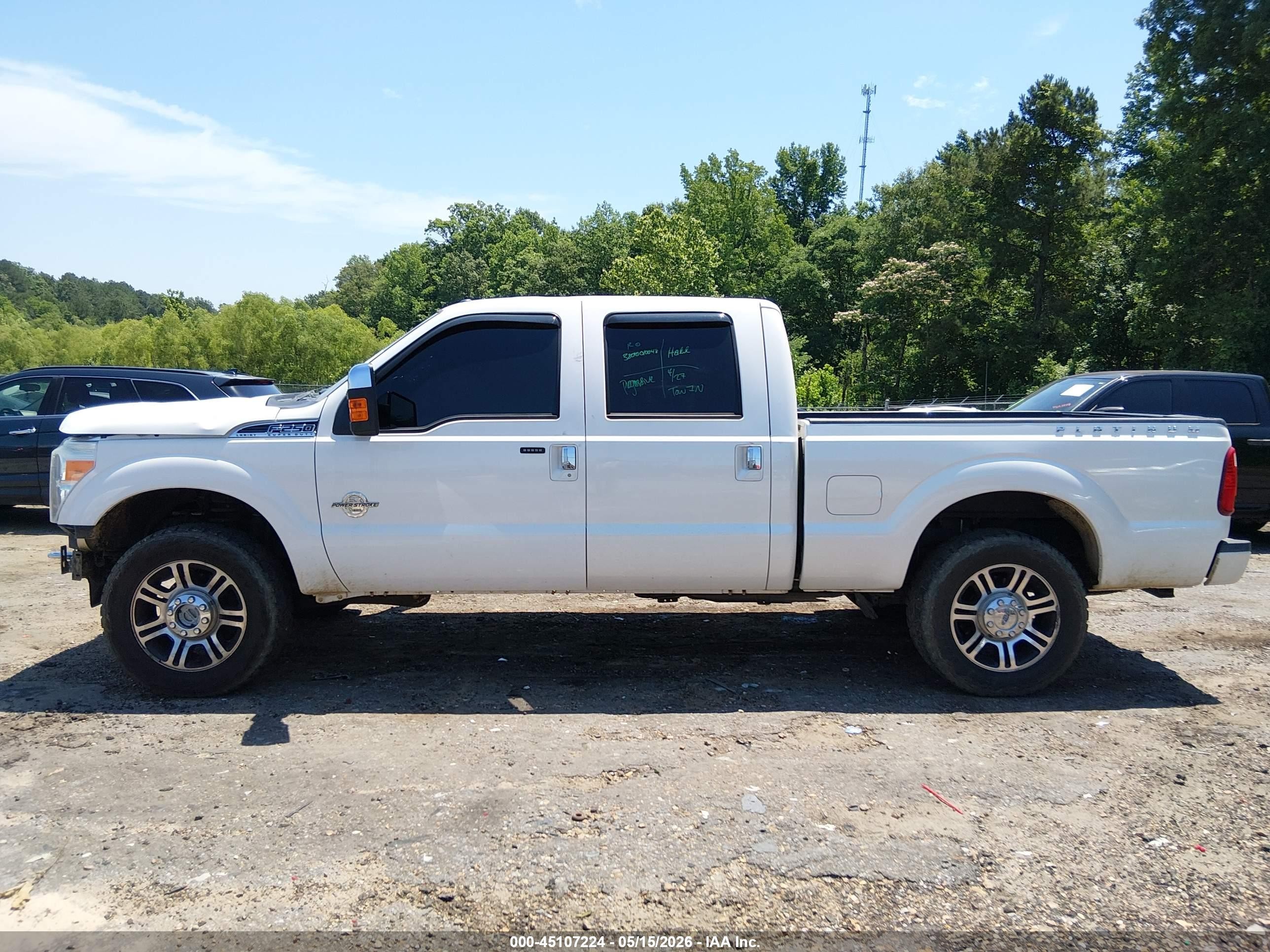 2015 Ford F-250 Lariat White vin: 1FT7W2BT1FEC60693